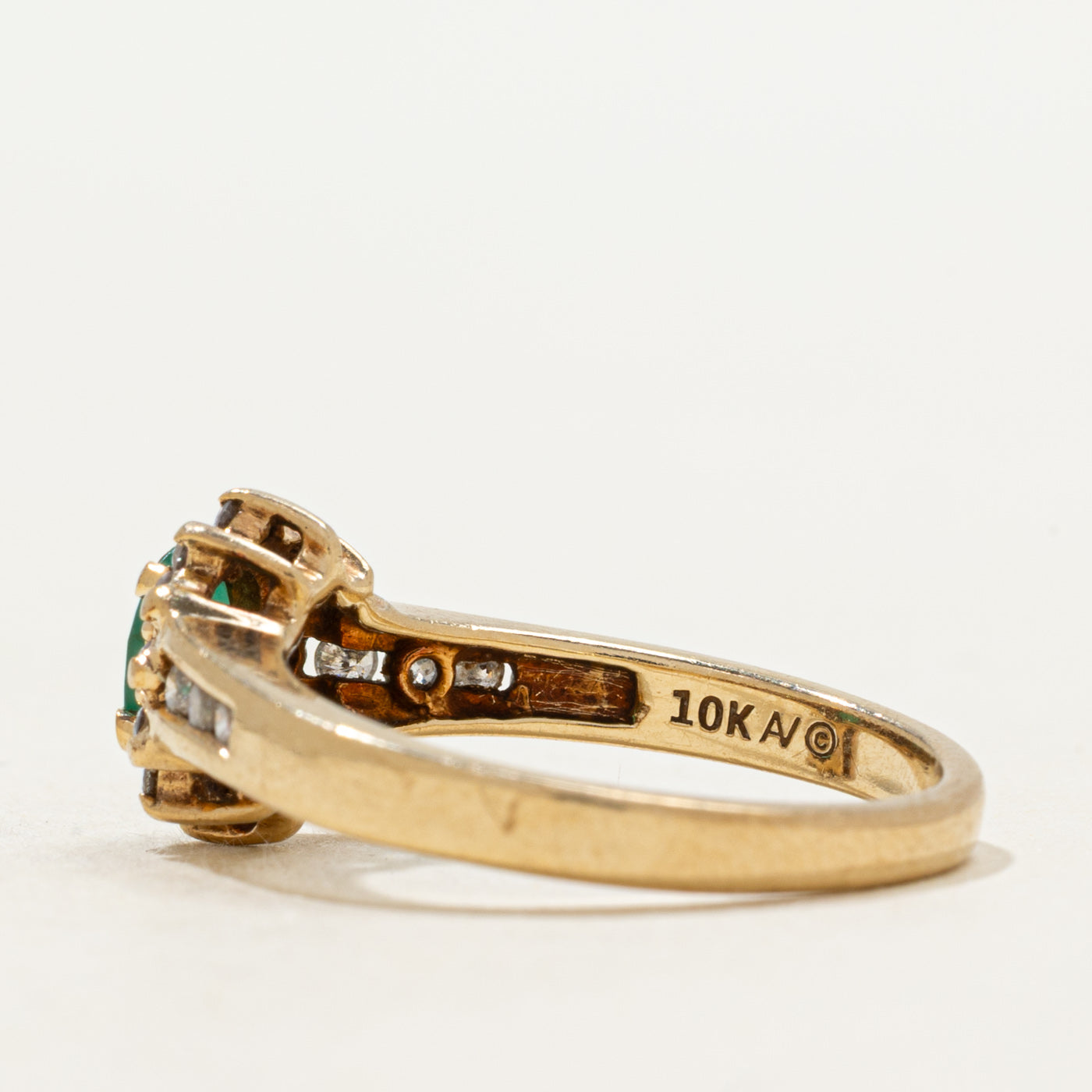 Oval Cut Emerald & Diamond Petal Ring | 0.45ct, 0.18ctw | SZ 6.75