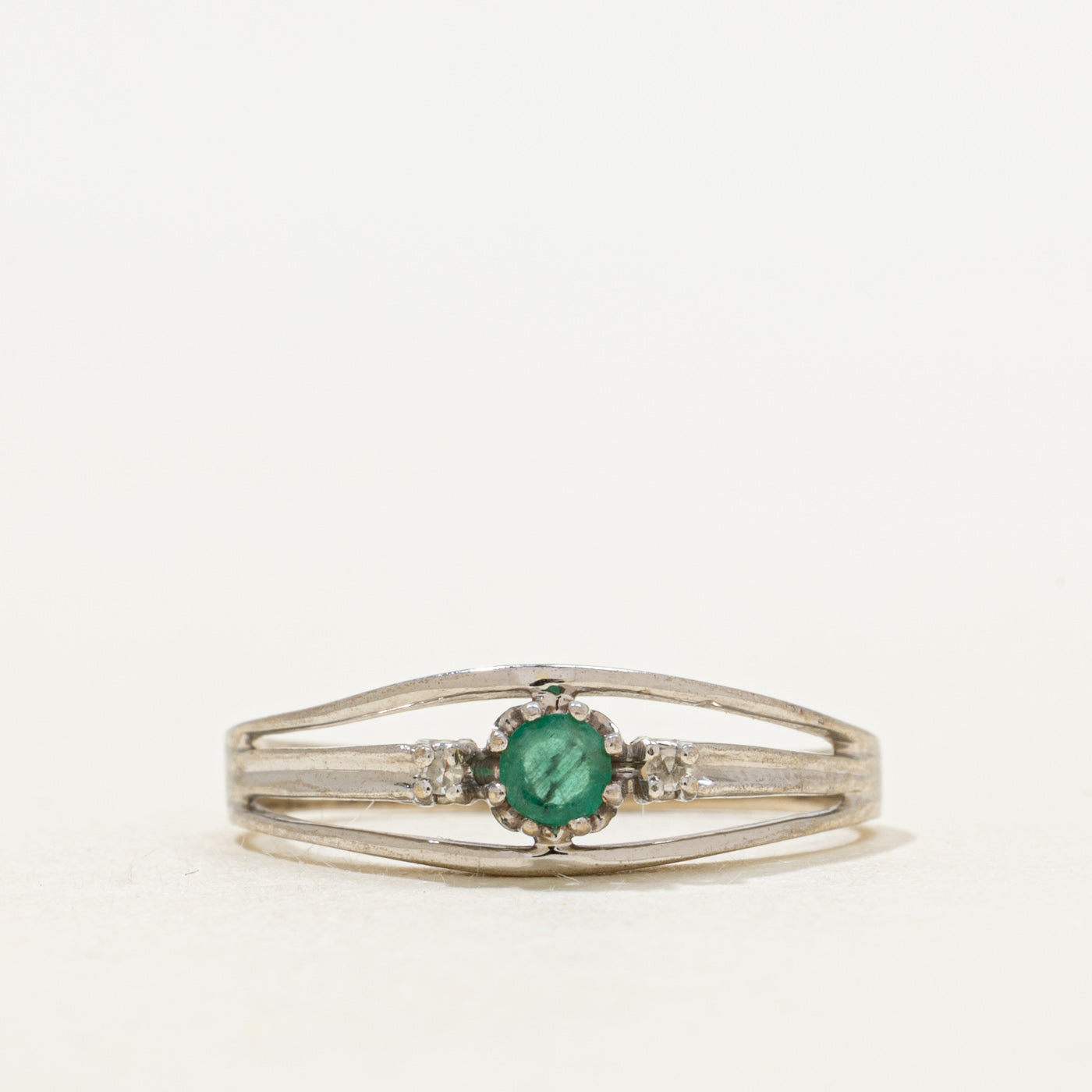 Solitaire Emerald Open Shank Ring | SZ 6.5