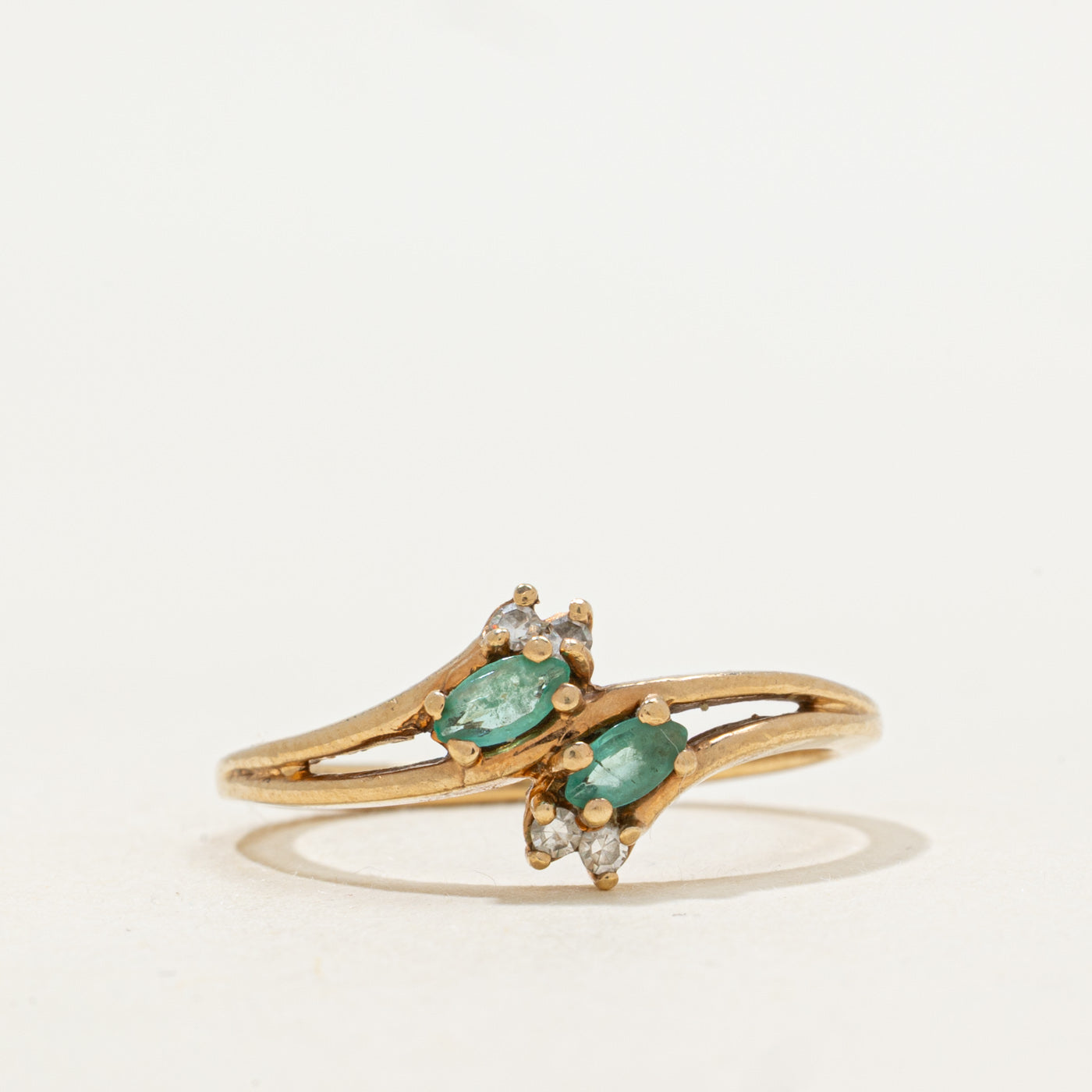 Bague contournante émeraude et diamant | Taille 6,5