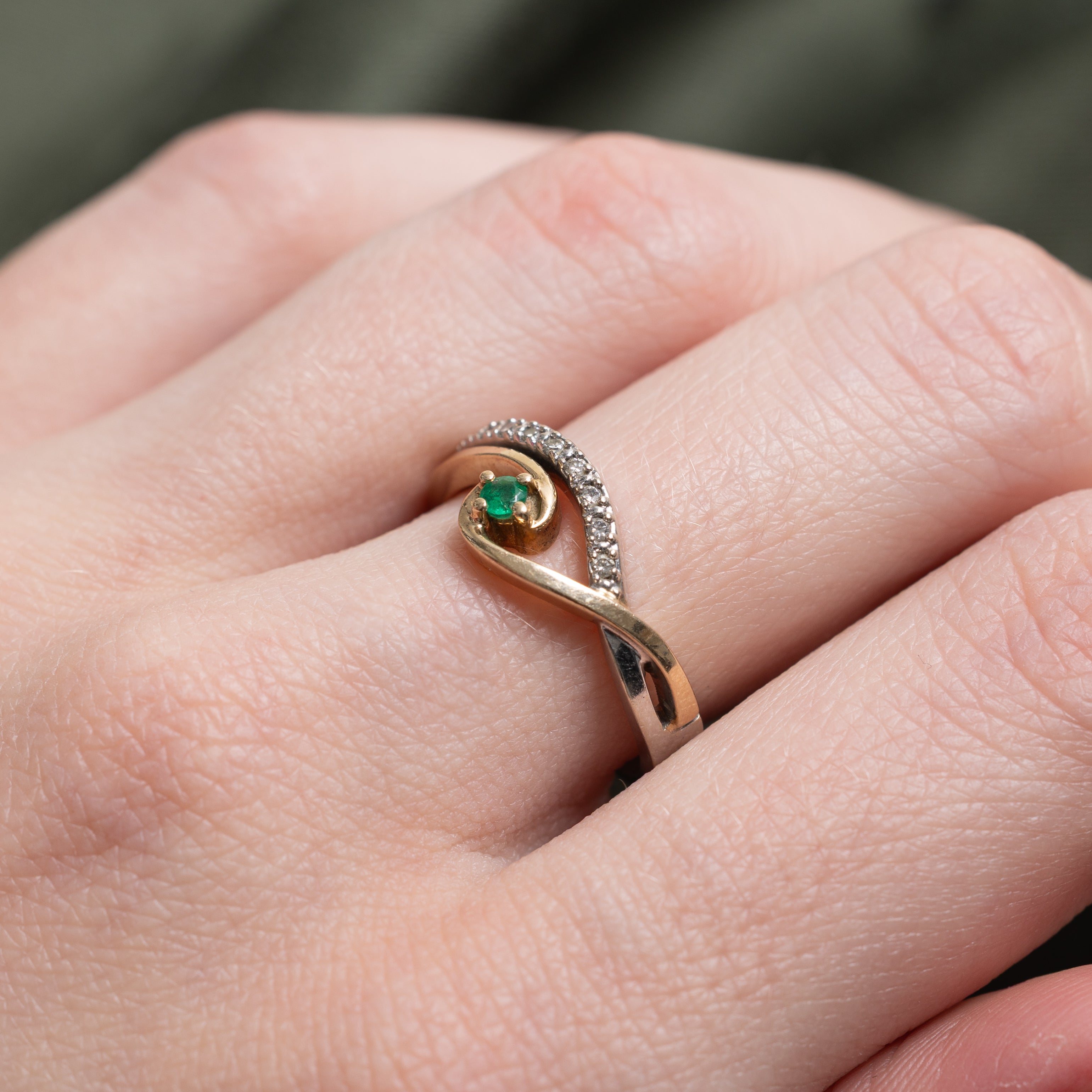 Two Tone Emerald & Diamond Bypass Ring | SZ 6.25