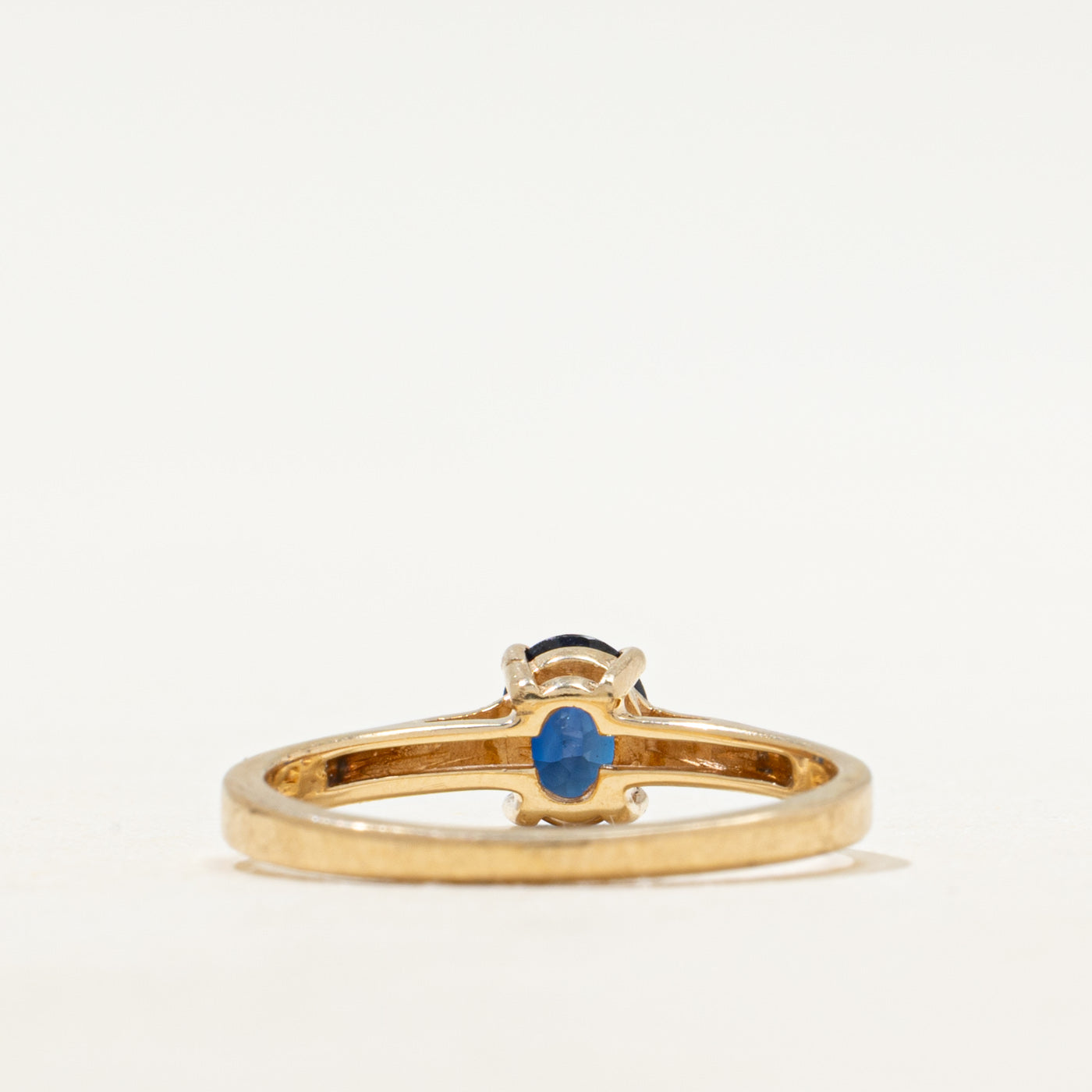 Solitaire Oval Cut Sapphire Ring | SZ 6.25