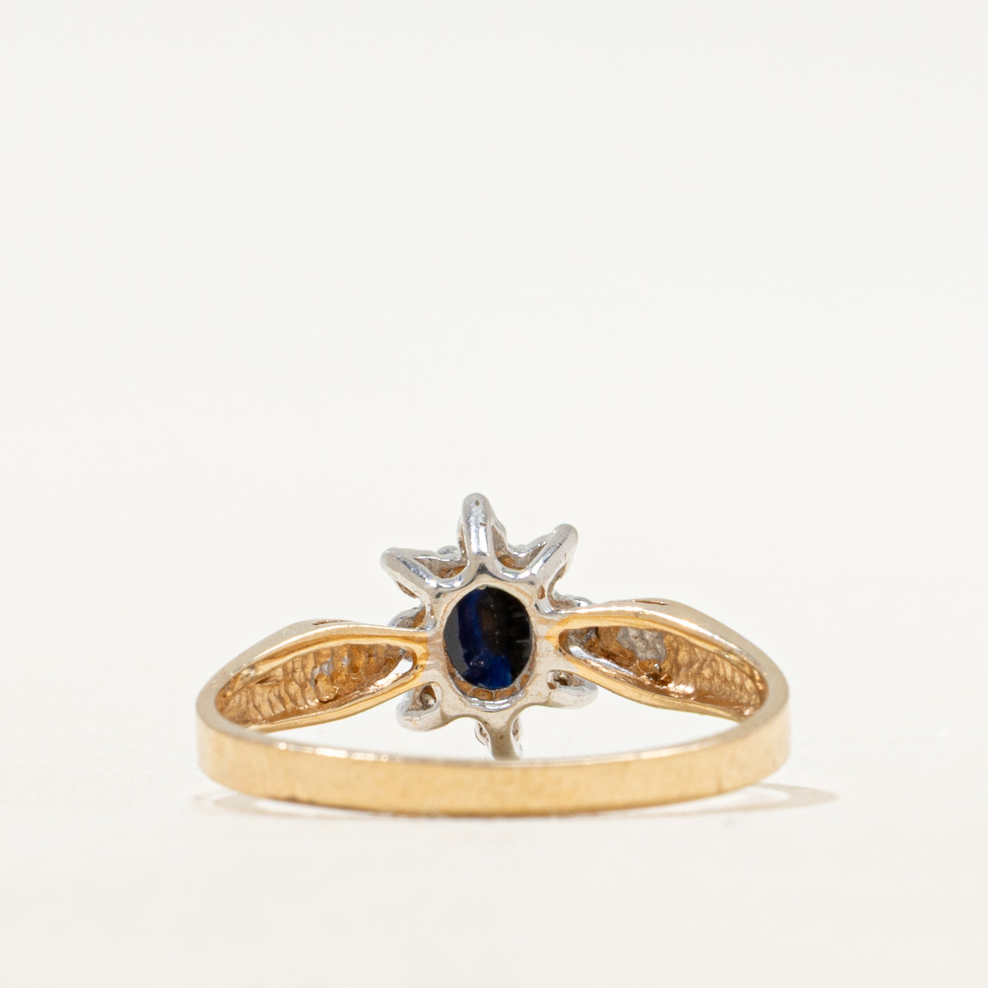 Oval Cut Sapphire & Diamond Petal Ring | SZ 5.75