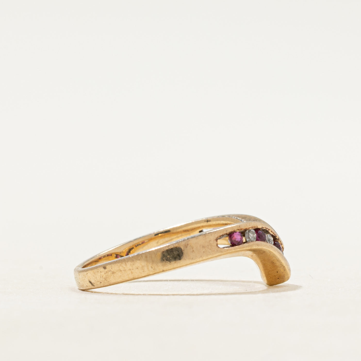 Channel Set Diamond & Ruby Chevron Ring | SZ 4.25