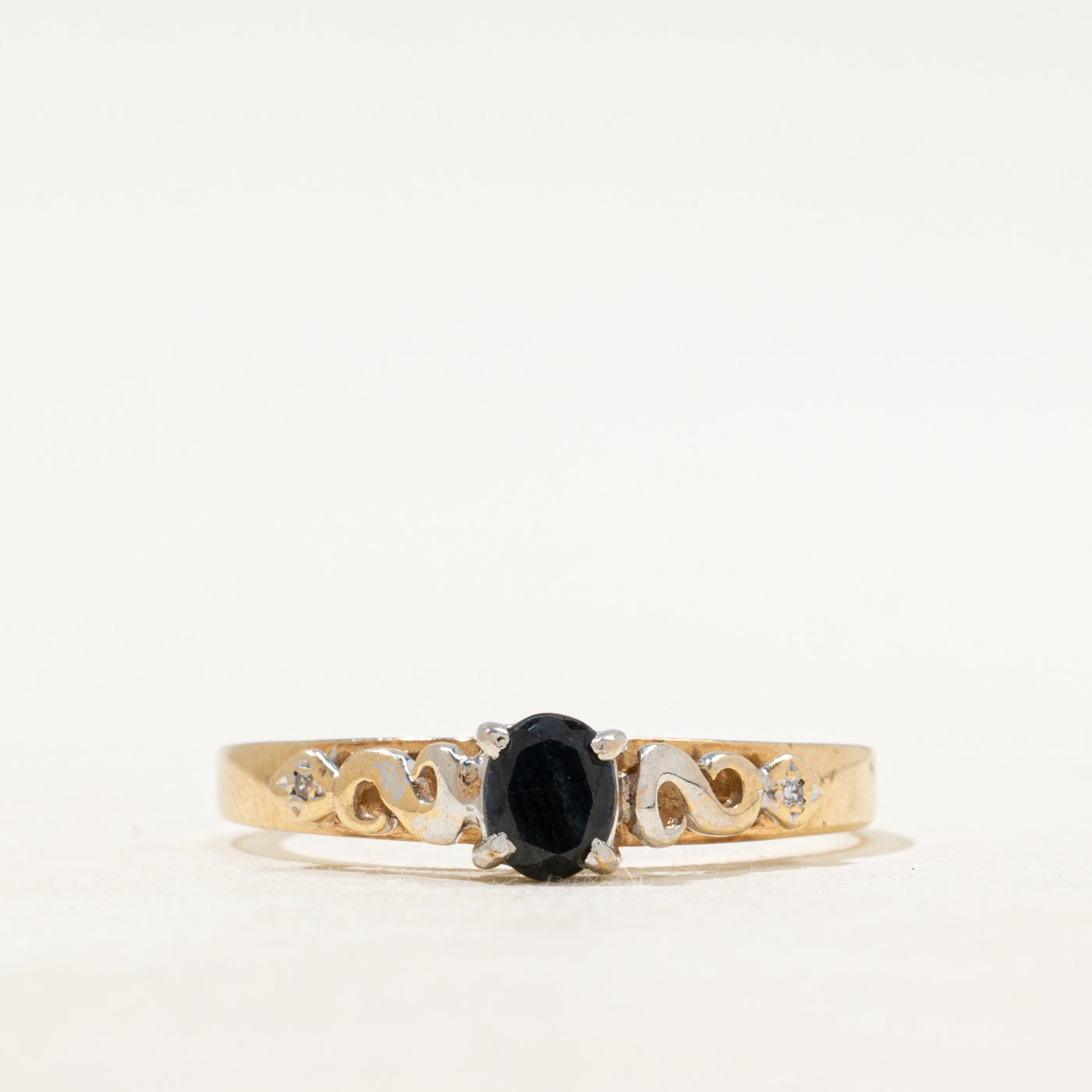 Sapphire & Diamond Scrollwork Ring | SZ 9.5