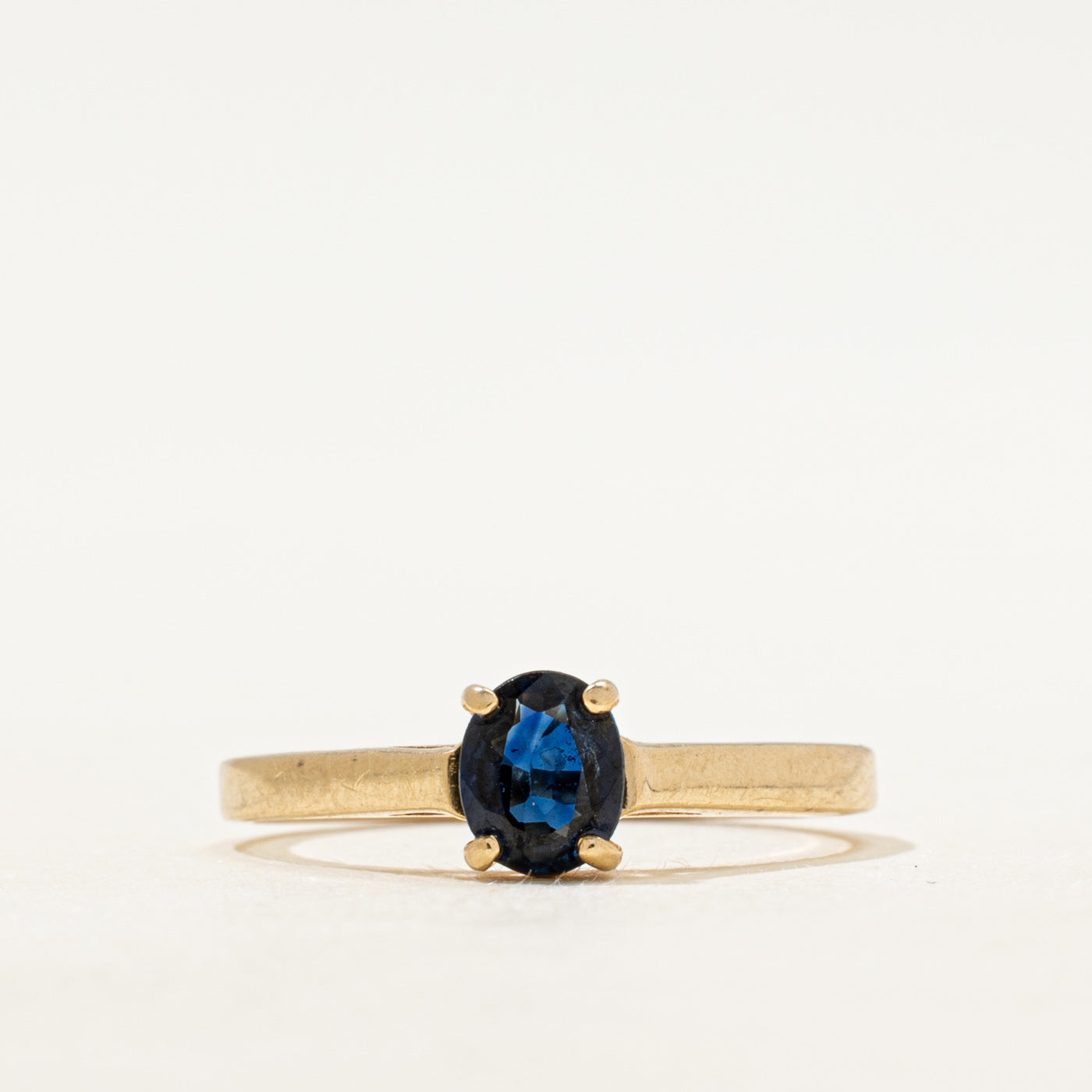 Solitaire Oval Cut Sapphire Ring | SZ 6.25
