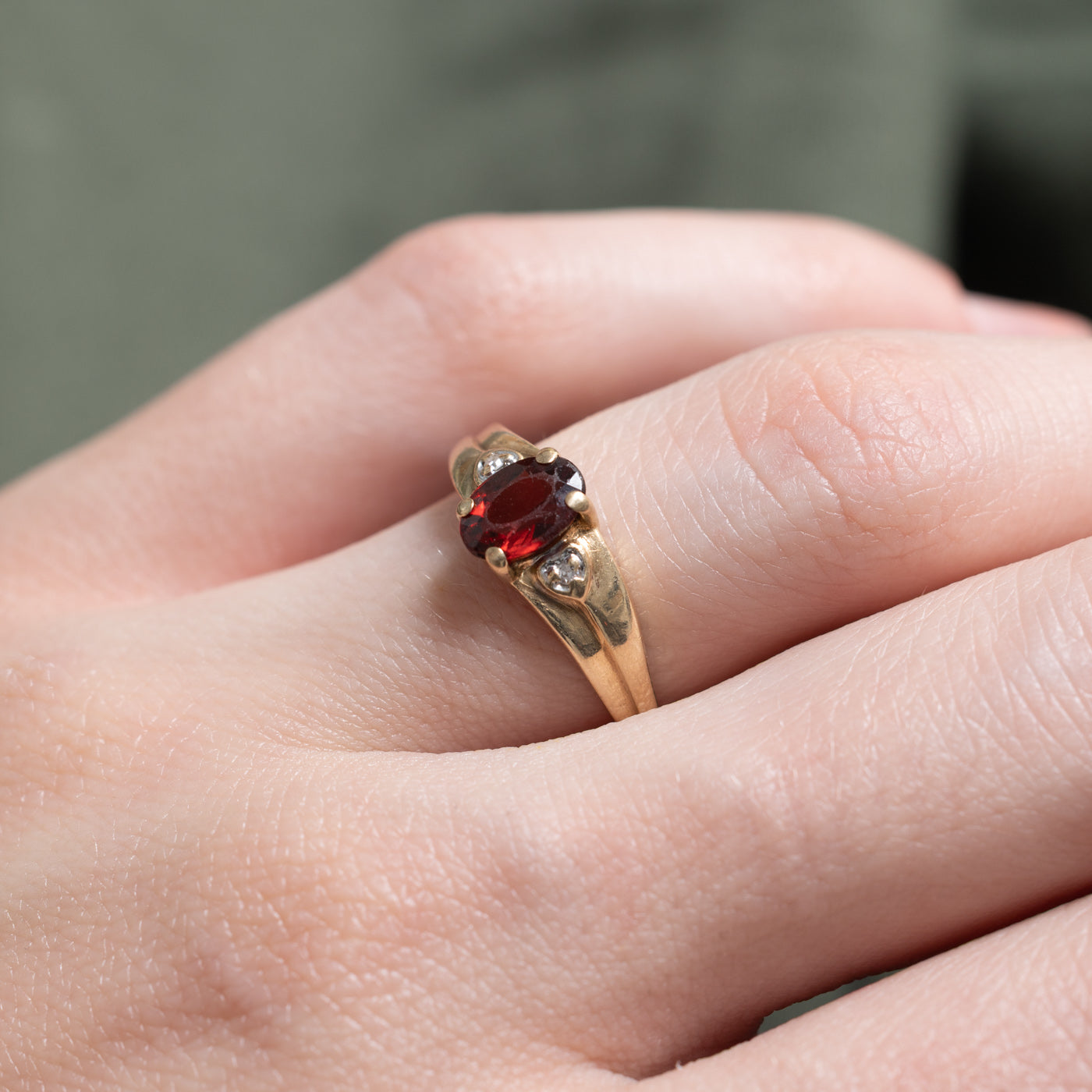 Garnet & Diamond Wave Ring | 0.79ct | 0.01ctw | SZ 6.0 |