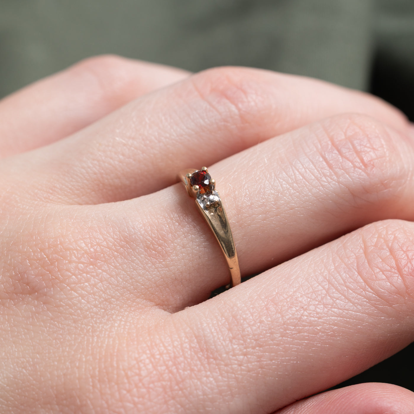 Solitaire Garnet Ring | 0.13ct | SZ 6.75 |