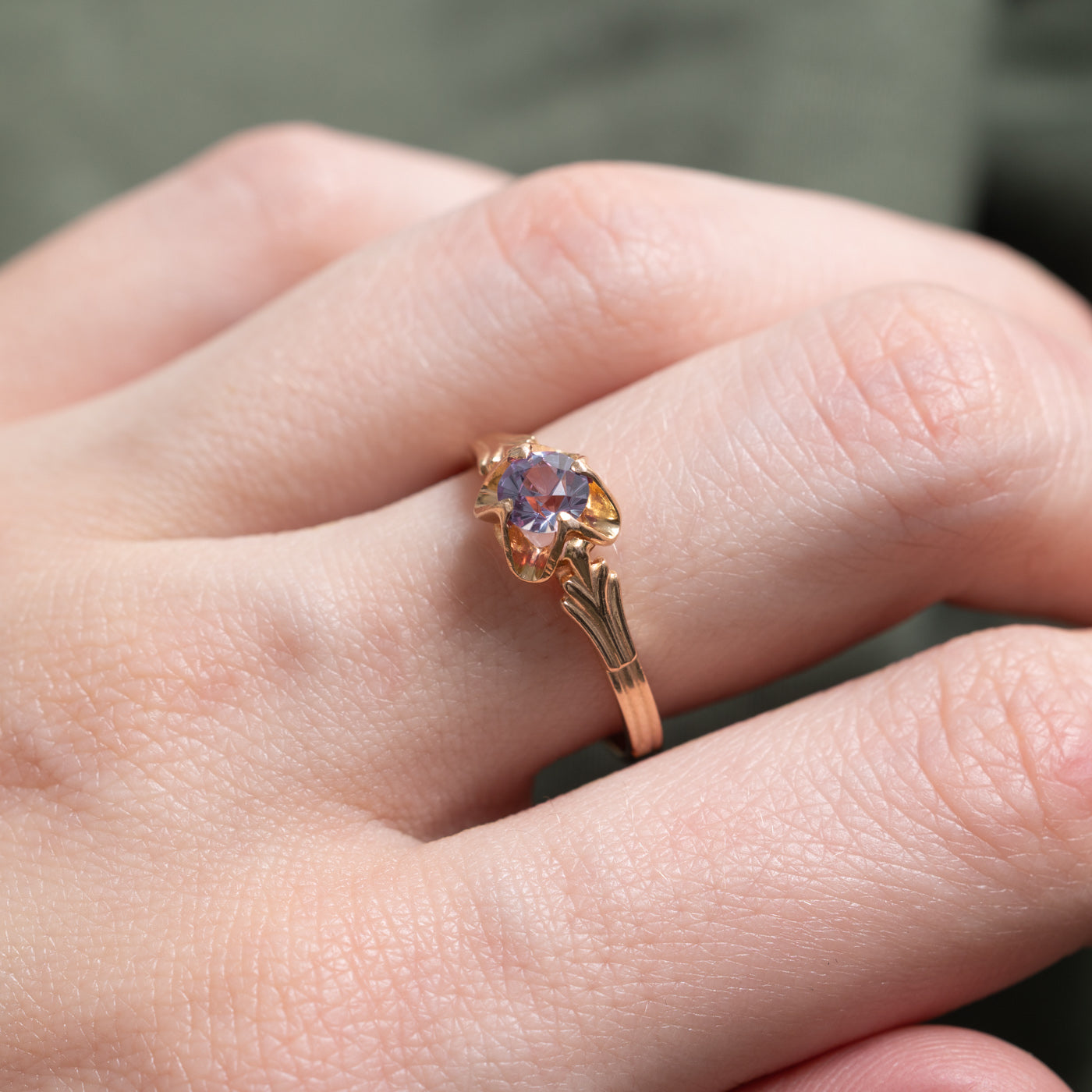 Belcher Set Synthetic Sapphire Grooved Ring | 0.6ct | SZ 7.5 |