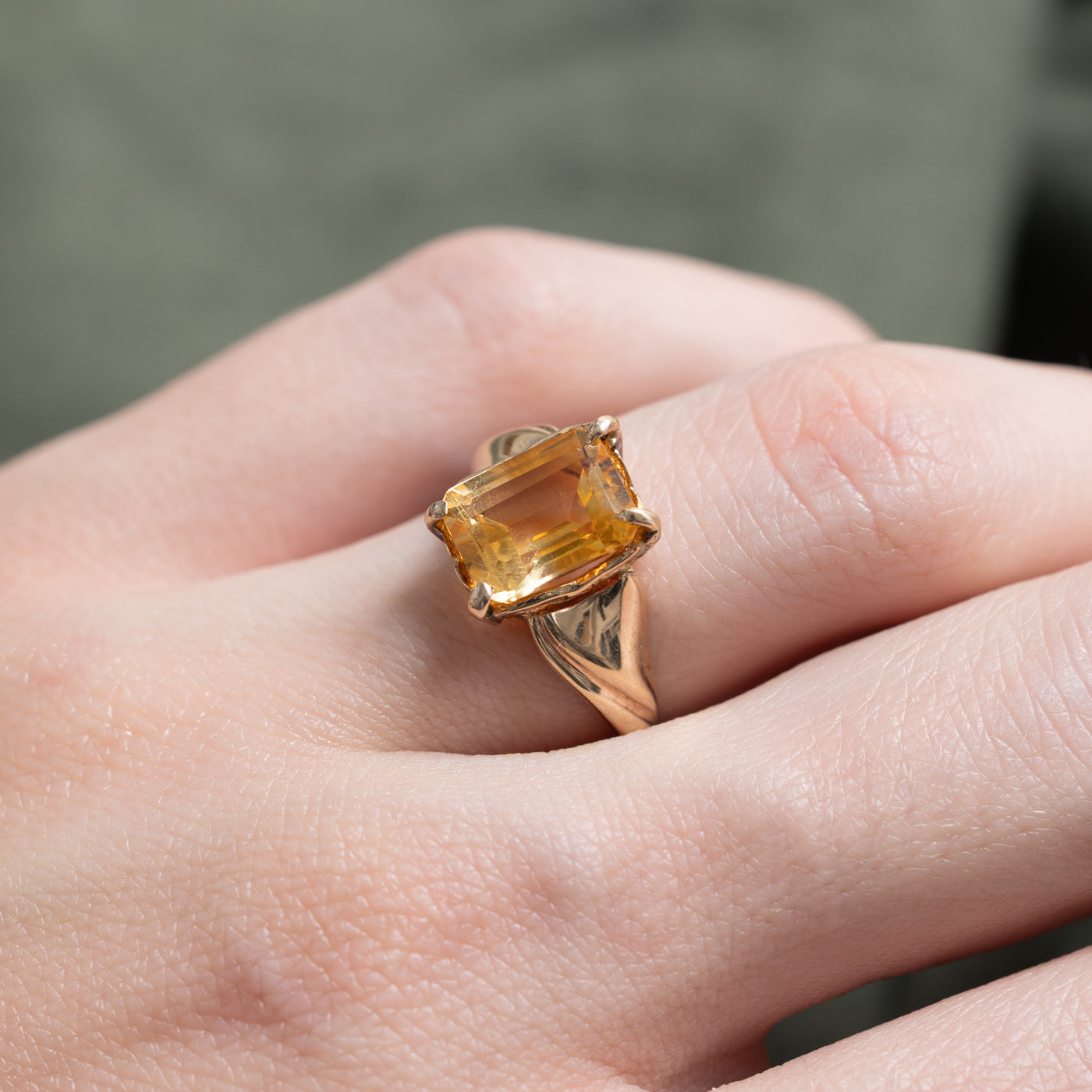 Emerald Cut Citrine Tapered Ring | 1.94ct | SZ 4.5 |