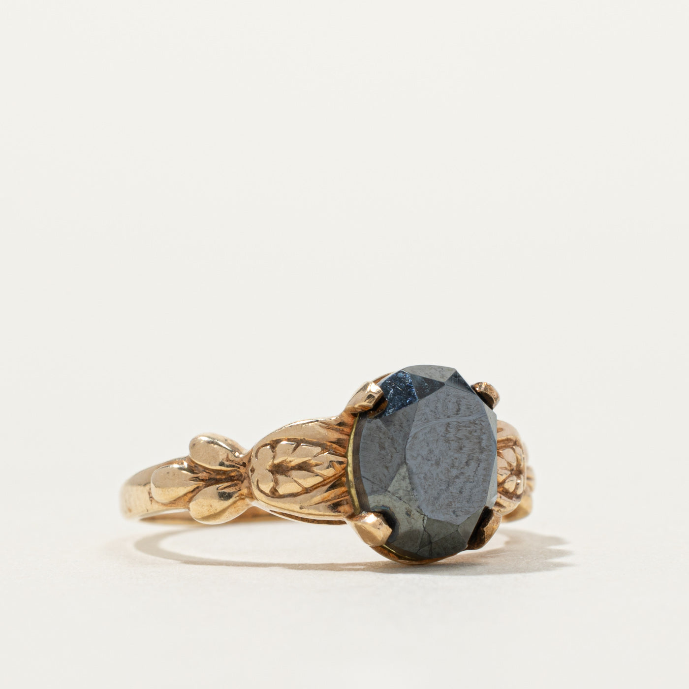 10k Solitaire Hematite Floral Engraved Ring | SZ 4.5