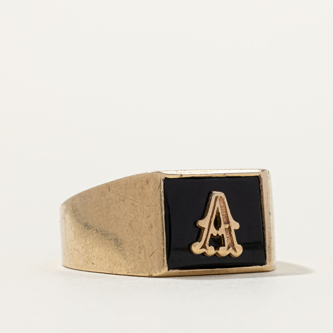 10k Onyx "A" Initial Signet Ring | SZ 9.5