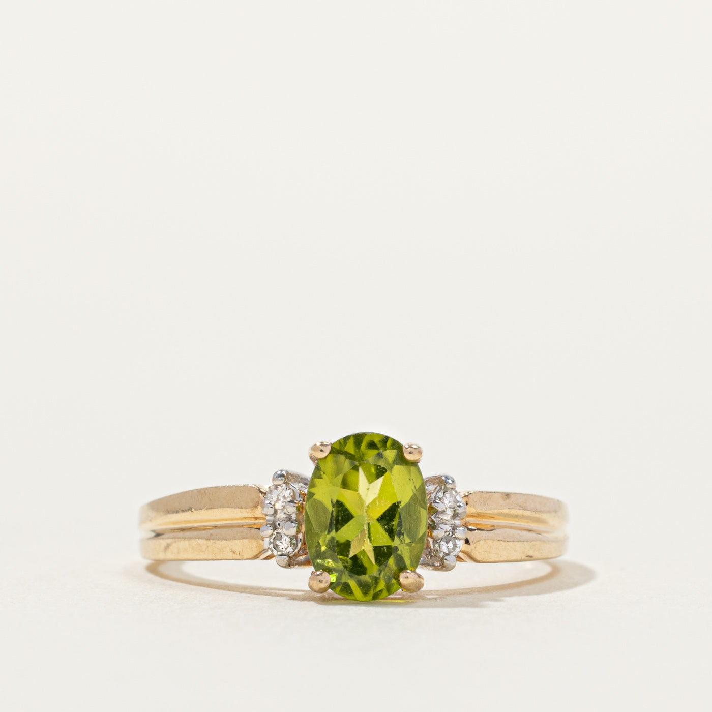 10k Peridot & Diamond Accented Grooved Ring | SZ 6
