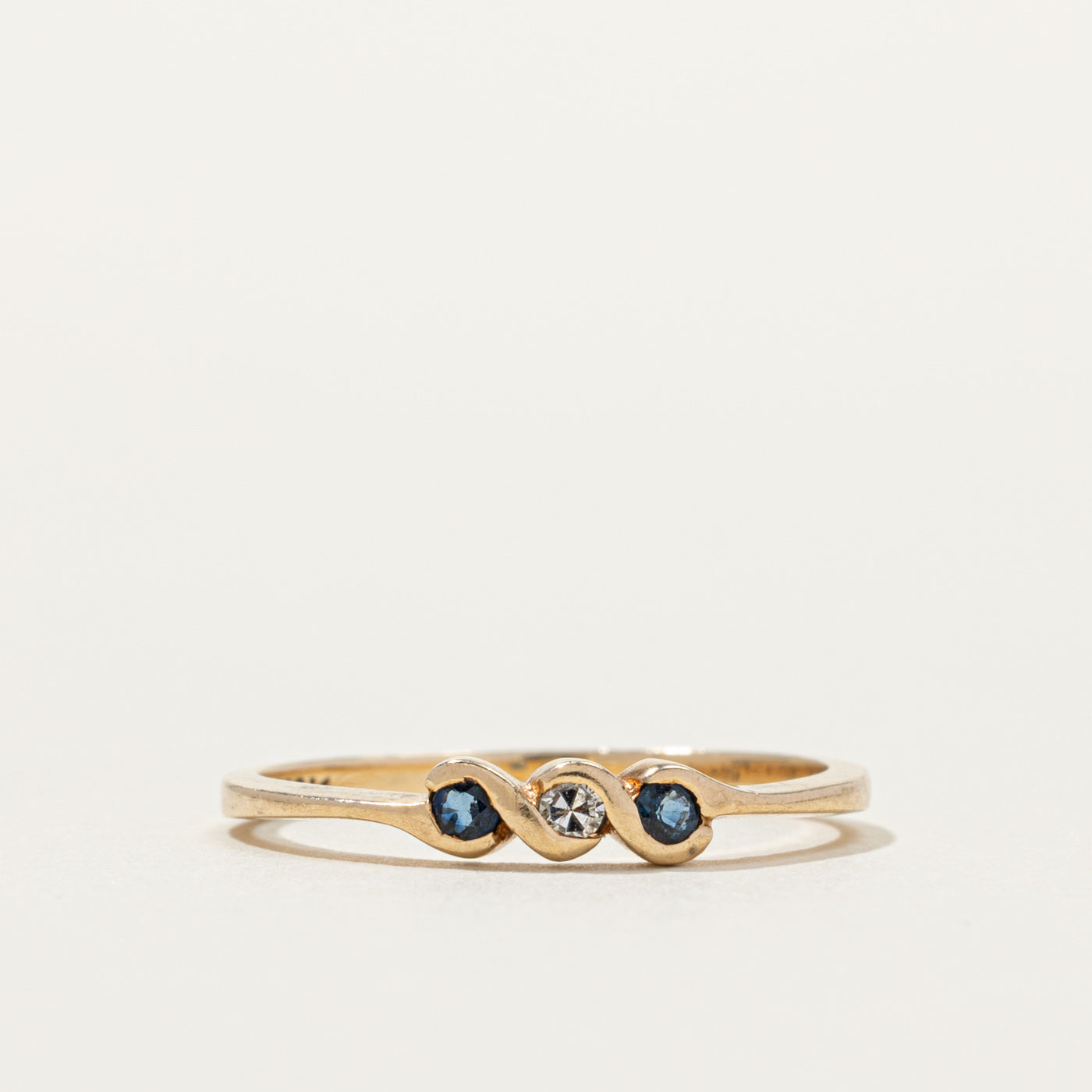 10k Three Stone Sapphire & Diamond Ring | 1.5mm | SZ 5.5