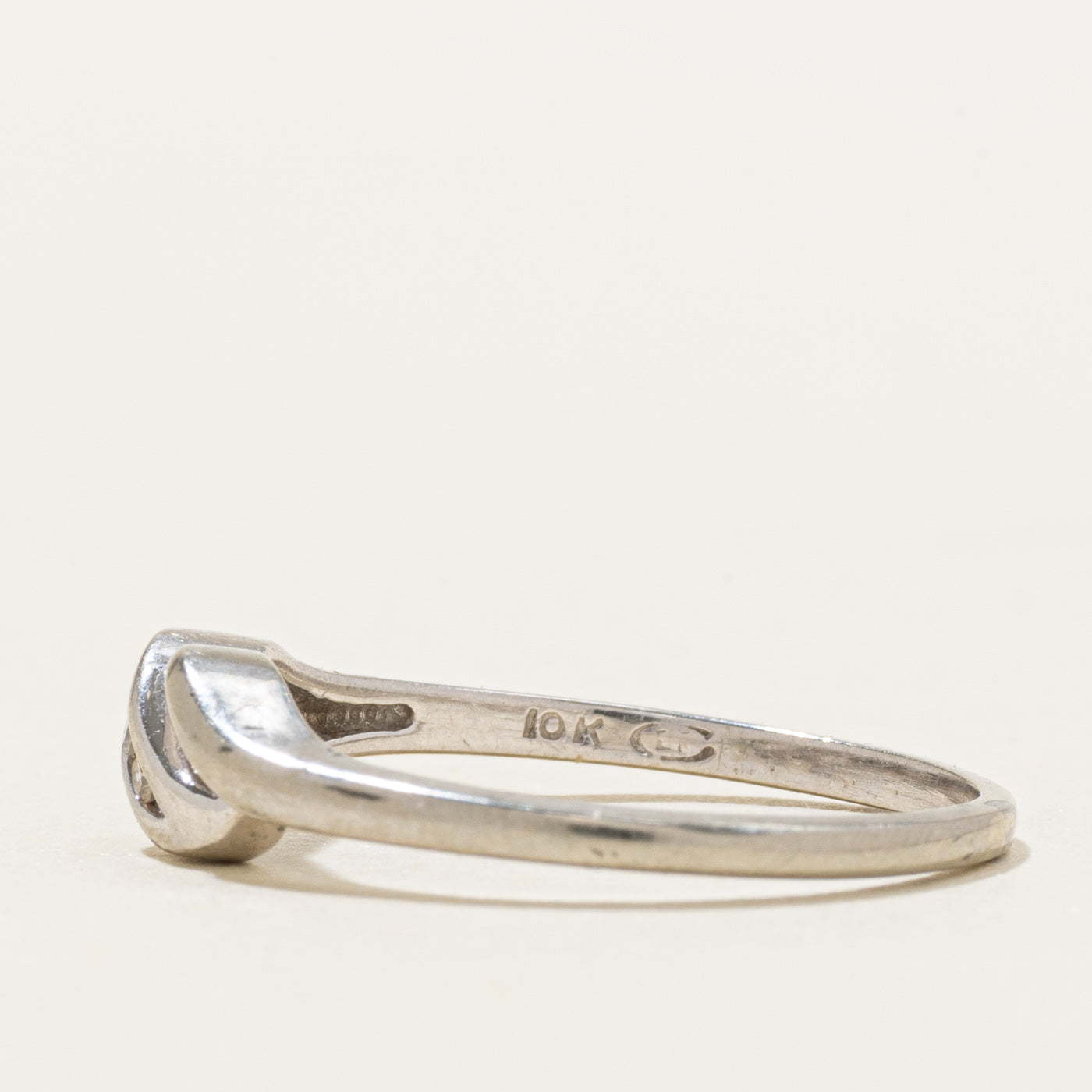 10K Diamond Wave Cross Over Band | SZ 8.0