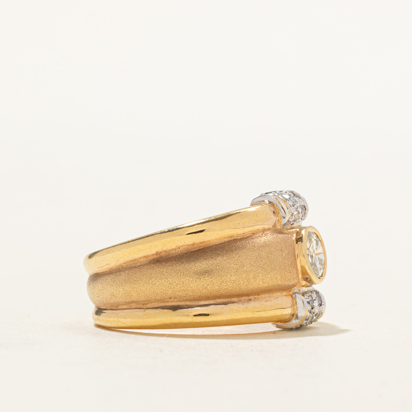 18k Bezel Set Diamond Grooved Chunky Ring | 0.26 SI1 H/I, 0.21ctw | SZ 6.25