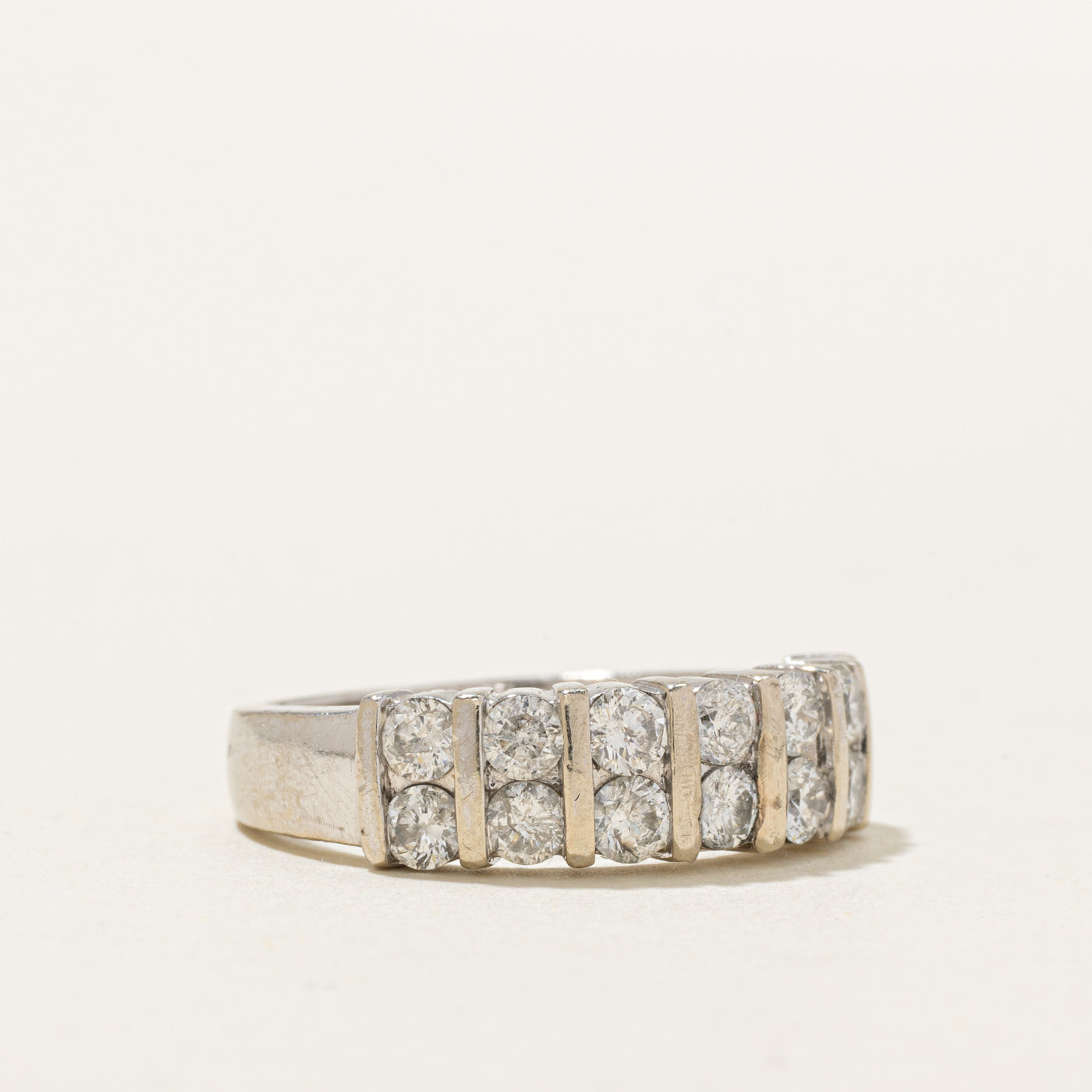 Bague en or 9 carats sertie de diamants à plusieurs colonnes | 1,05 ct au total | Taille 7,0