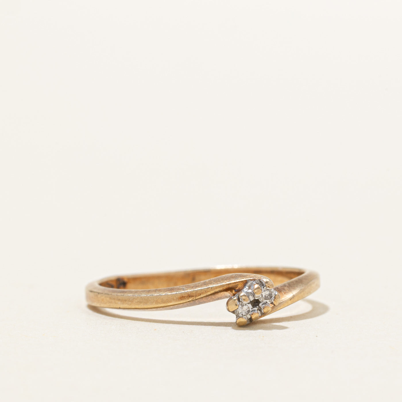 10K Diamond Petite Bypass Ring | SZ 6.25