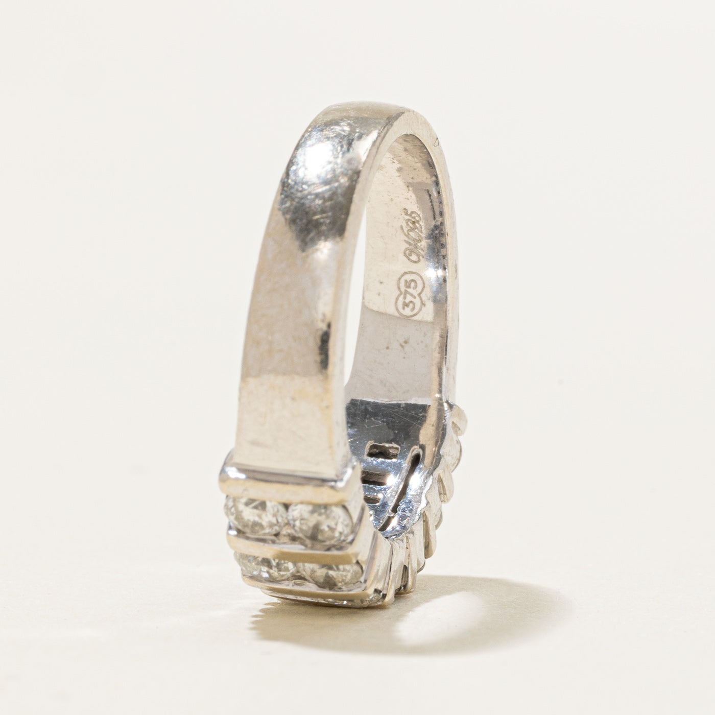 Bague en or 9 carats sertie de diamants à plusieurs colonnes | 1,05 ct au total | Taille 7,0