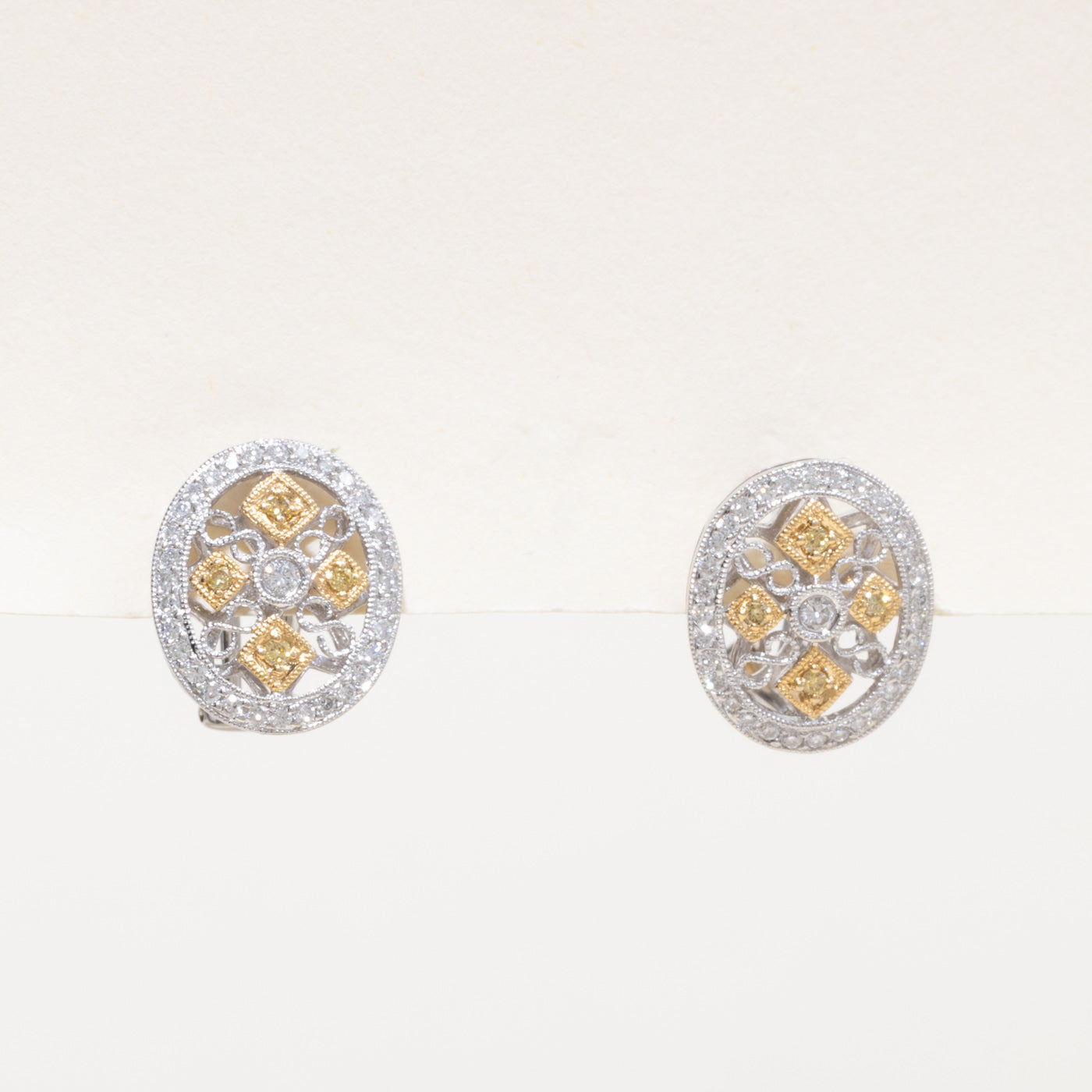 ***PRIX Titre Boucles d'oreilles en or 18 carats 4293-75