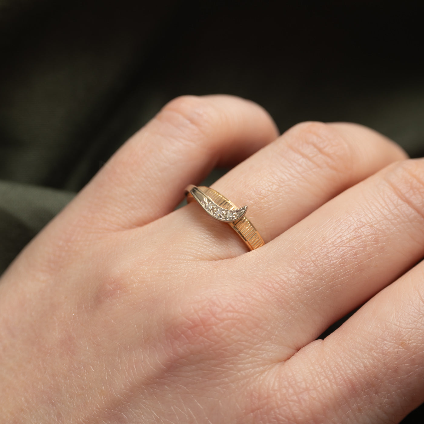 Vintage Canadian 14k Two Tone Diamond Abstract Ring | SZ 6