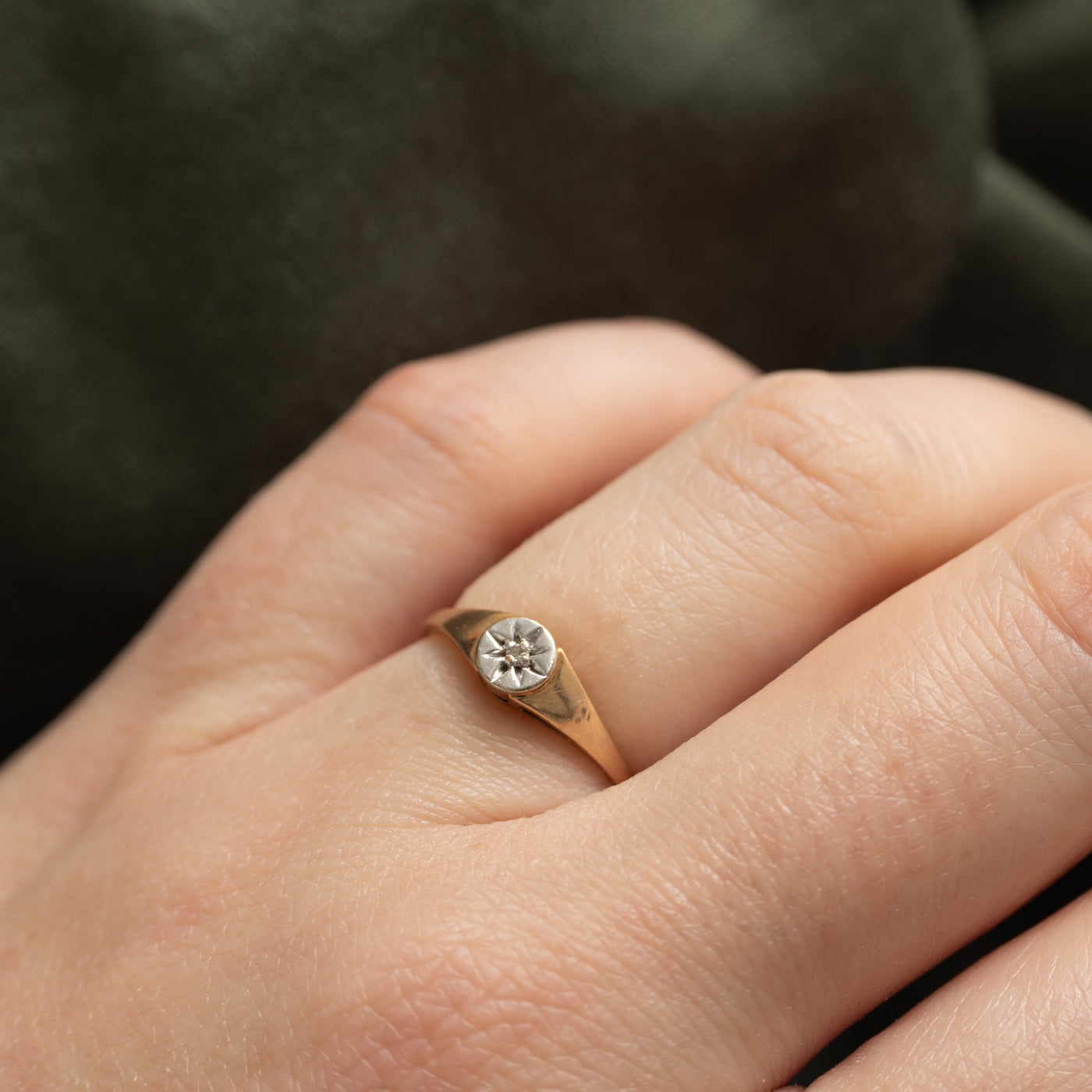 10 Star Set Diamond Signet Ring | SZ 5.25