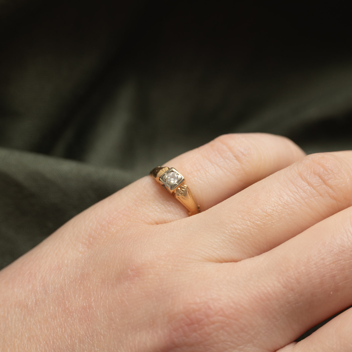 14k Transitional Cut Diamond Engraved Ring | 0.09ctw | SZ 3