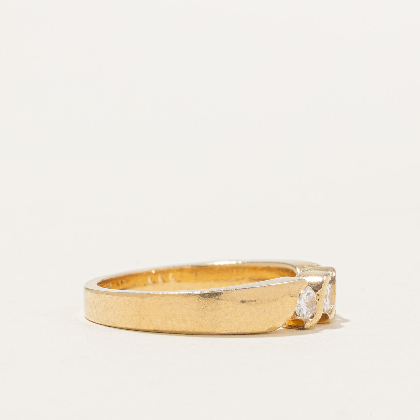 Bague Wave à trois diamants en or 14 carats | 0,20 ct au total | Taille 6,0