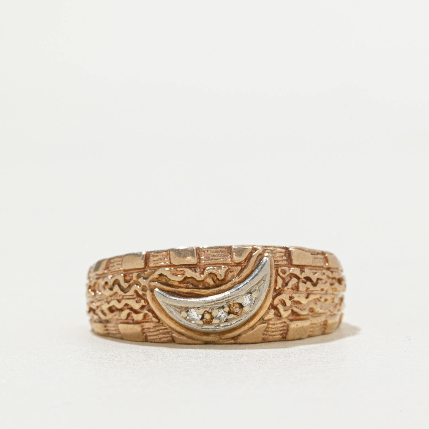 Vintage Canadian 10k Diamond Textured Moon Ring | SZ 10