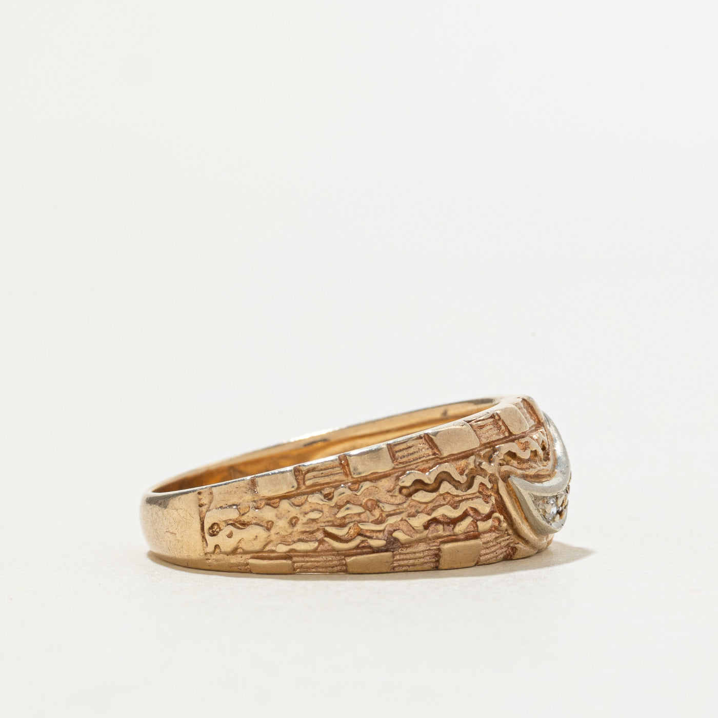 Vintage Canadian 10k Diamond Textured Moon Ring | SZ 10