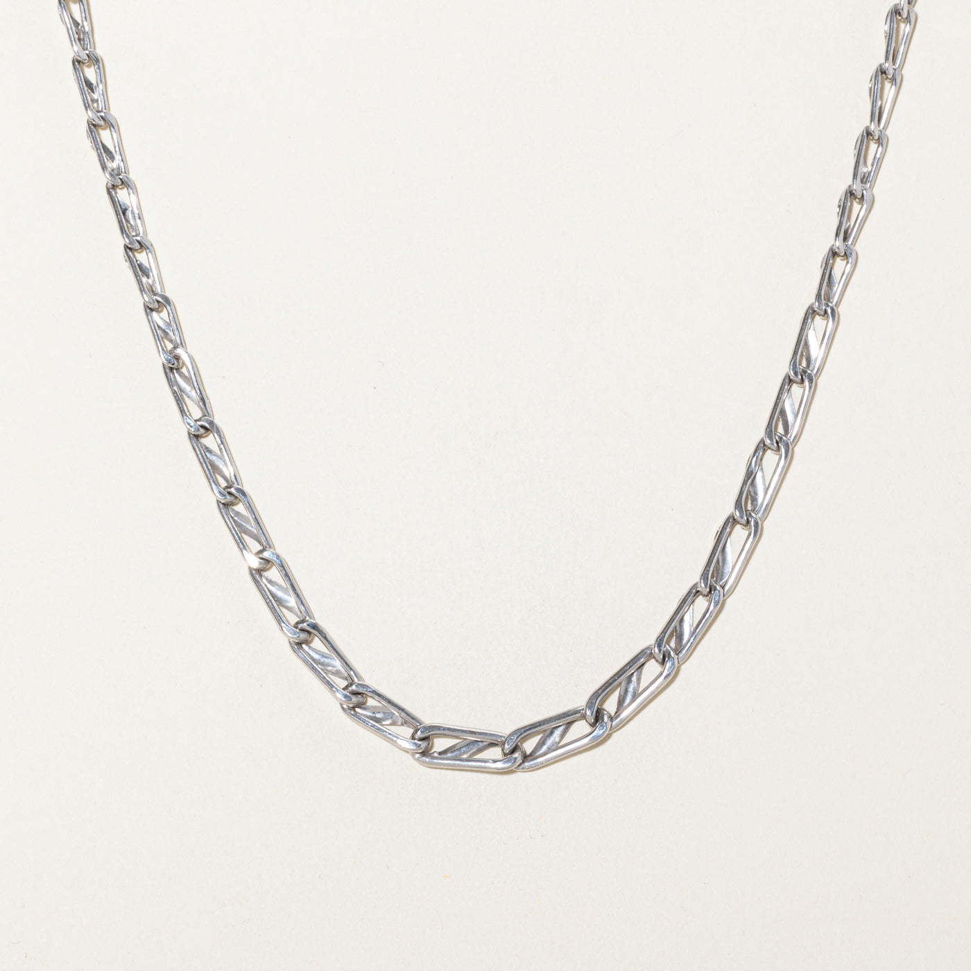 10k White Gold Modified Paperclip Chain | 14"