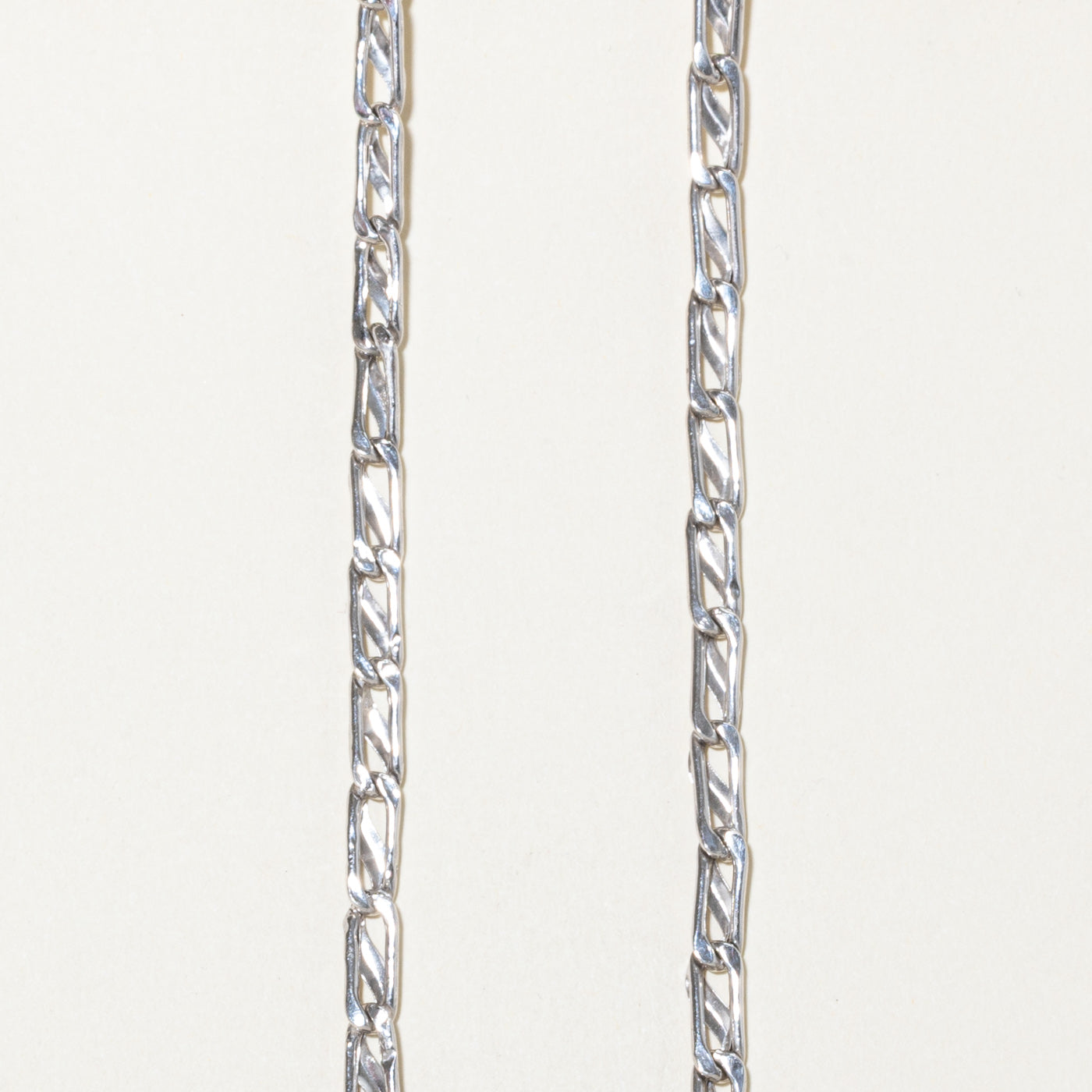 10k White Gold Modified Paperclip Chain | 14"