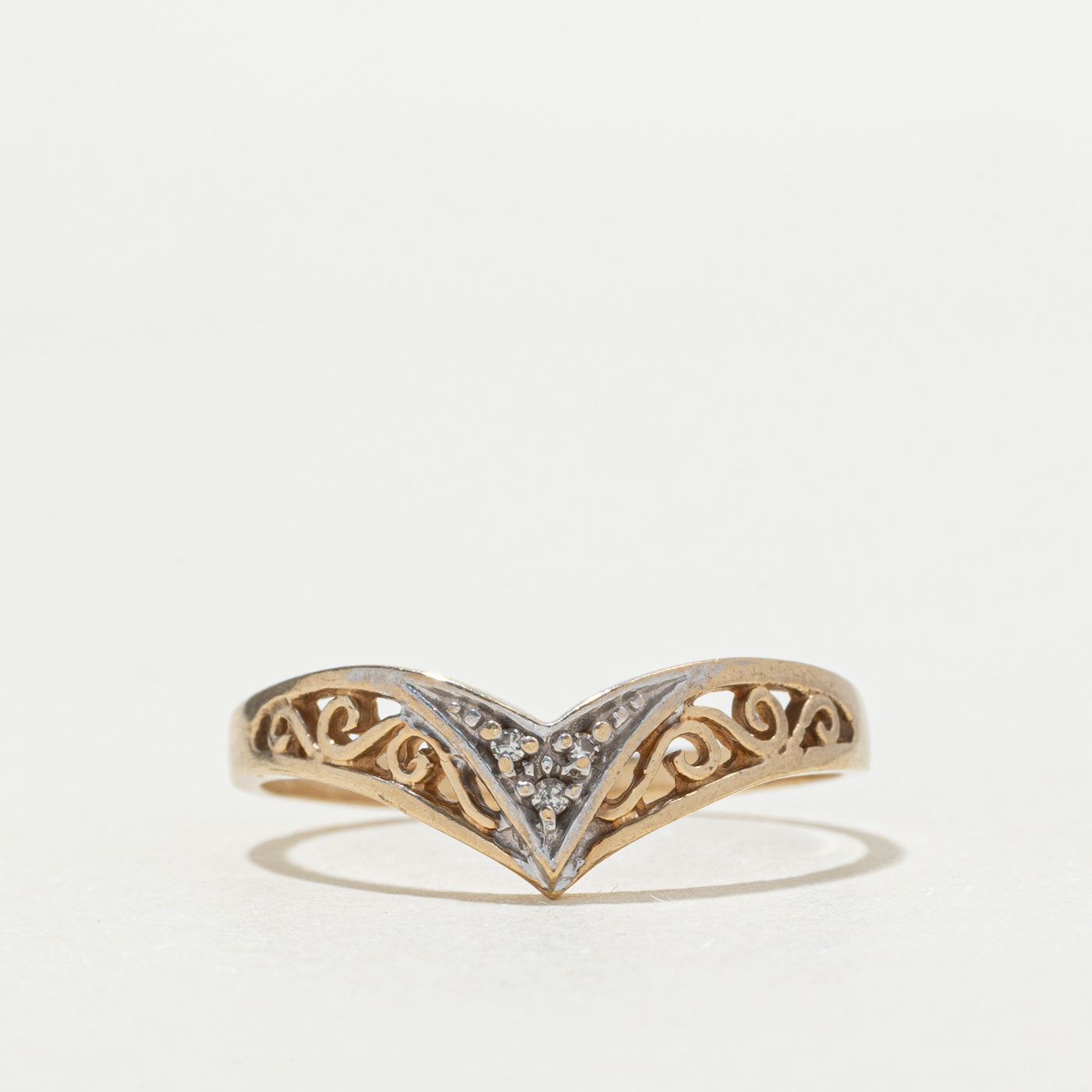 10k Diamond Scrollwork Chevron Ring | SZ 7.25
