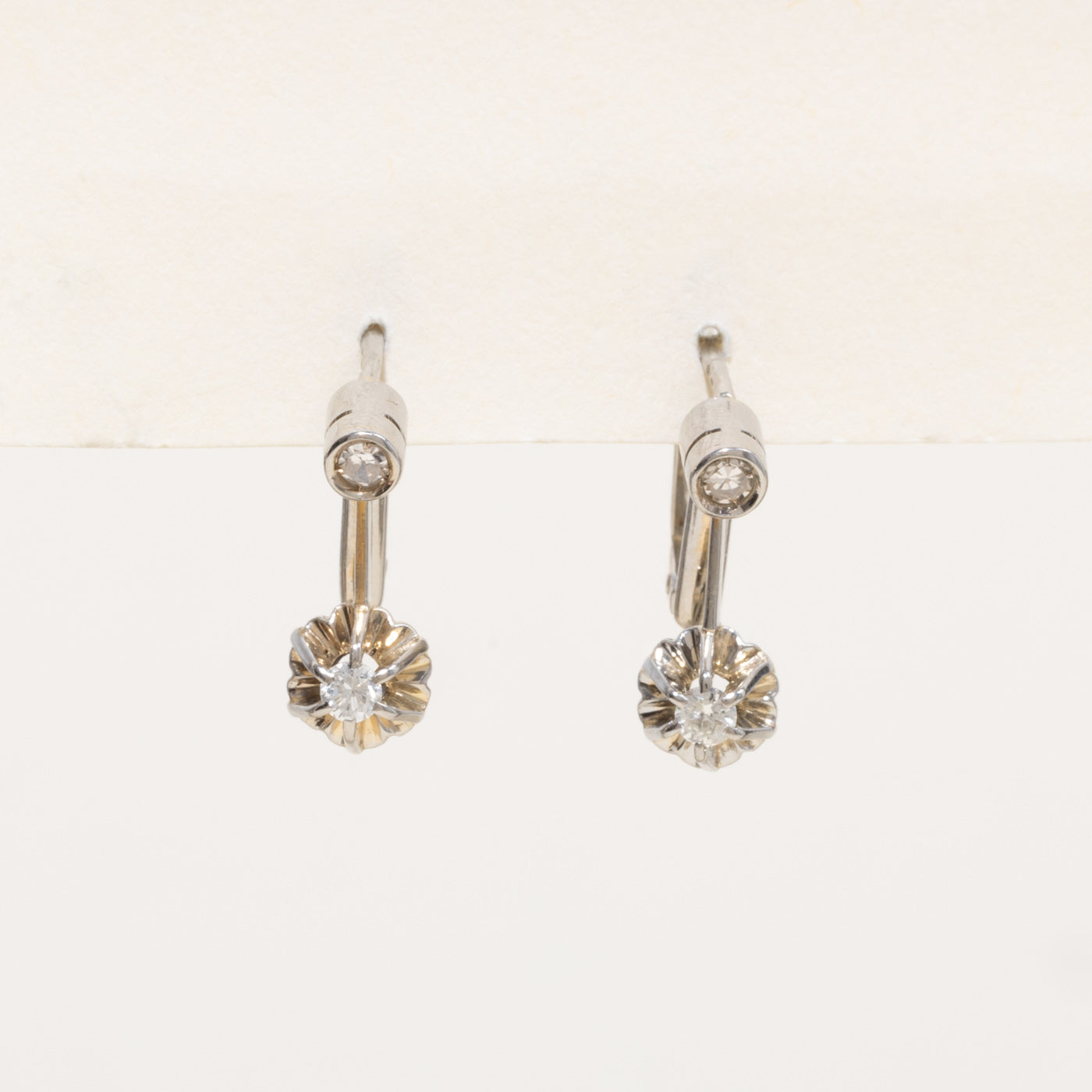 19k Illusion Set Diamond Drop Earrings | 0.25ctw