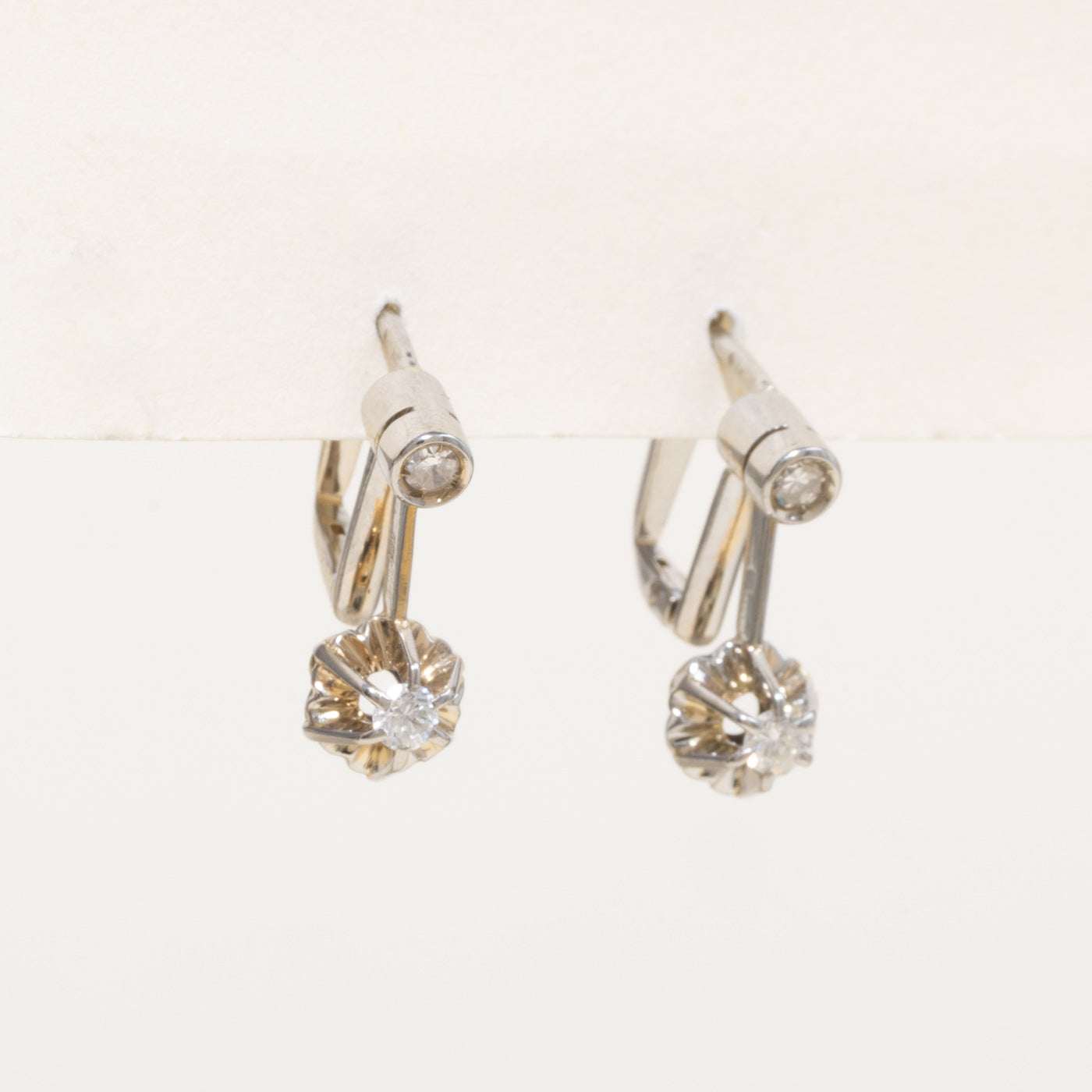 19k Illusion Set Diamond Drop Earrings | 0.25ctw