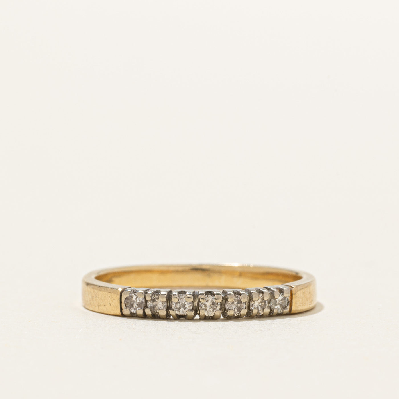 10K Seven Stone Diamond Band | SZ 6.0