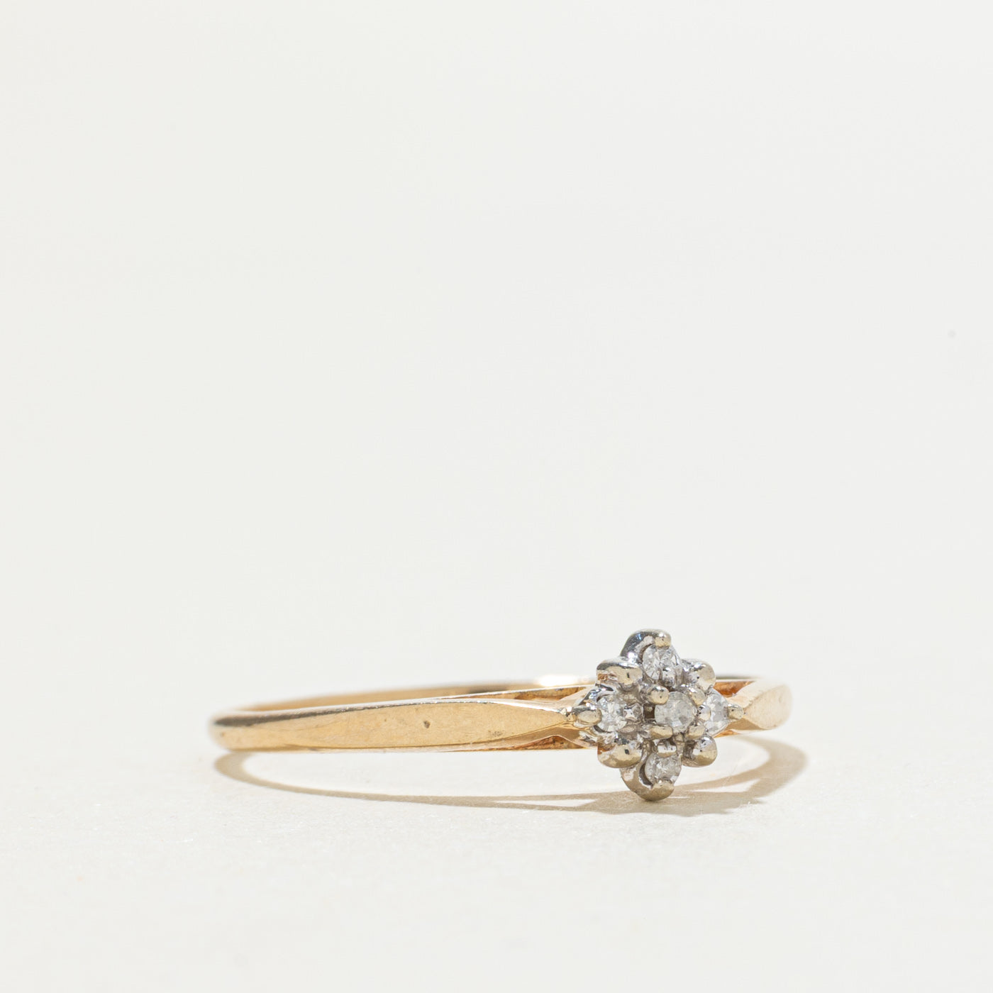 10k Diamond Petal Cluster Ring | SZ 6.25