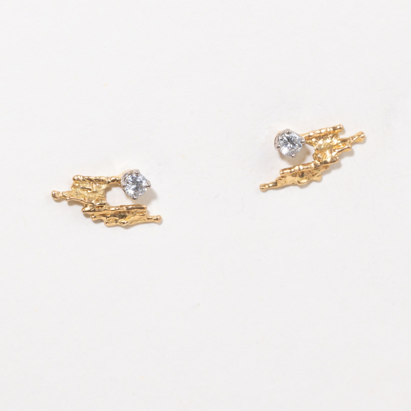 ***Boucles d'oreilles en or 18 carats 4293-57