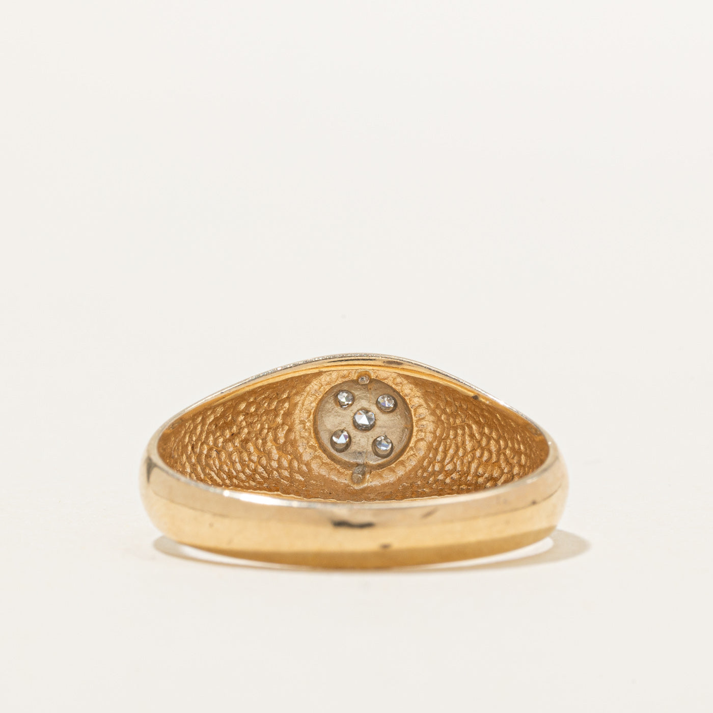 Bague bombée sertie de 10 diamants ronds | Taille 10,5