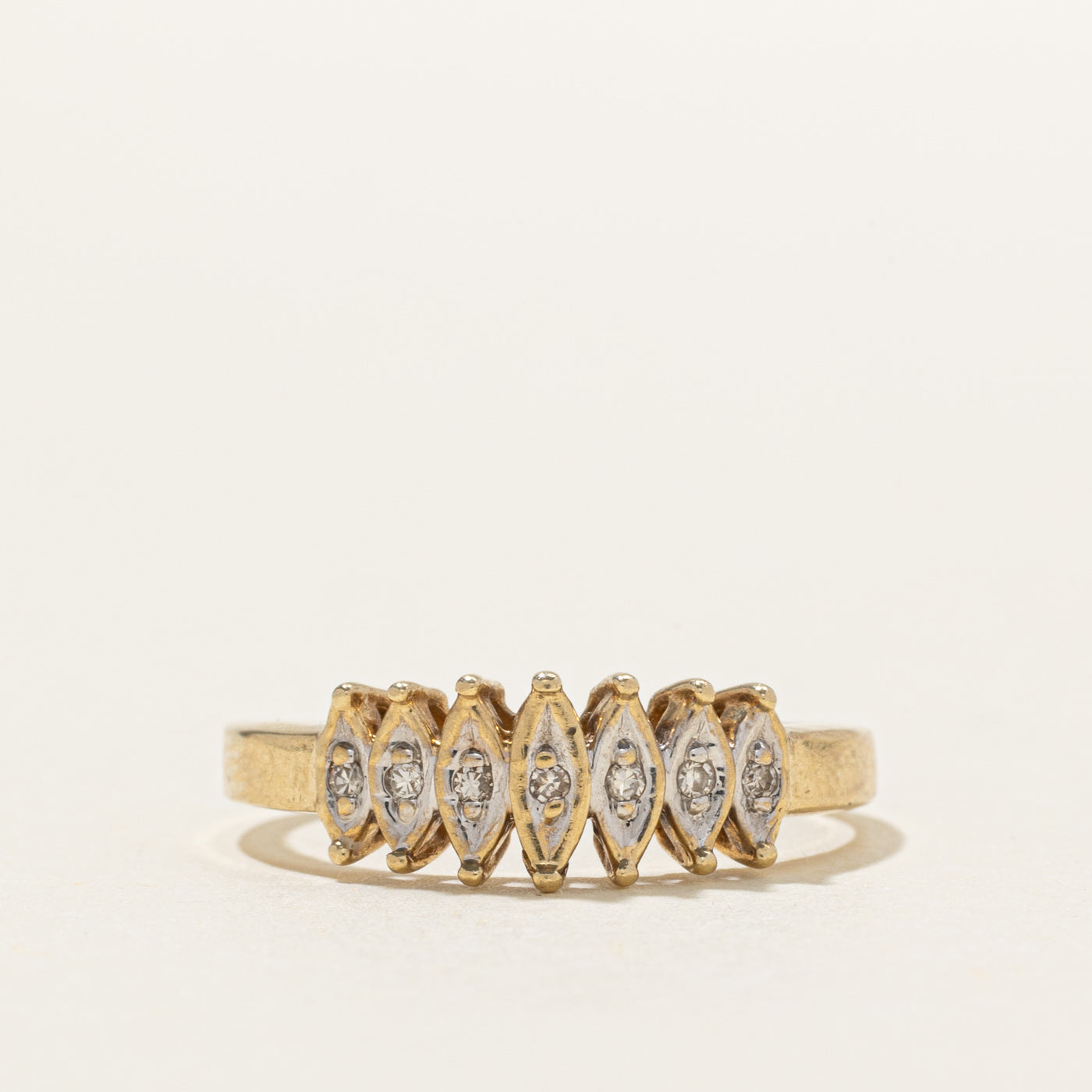 10K Seven Stone Diamond Marquise Patterned Ring | SZ 6.75