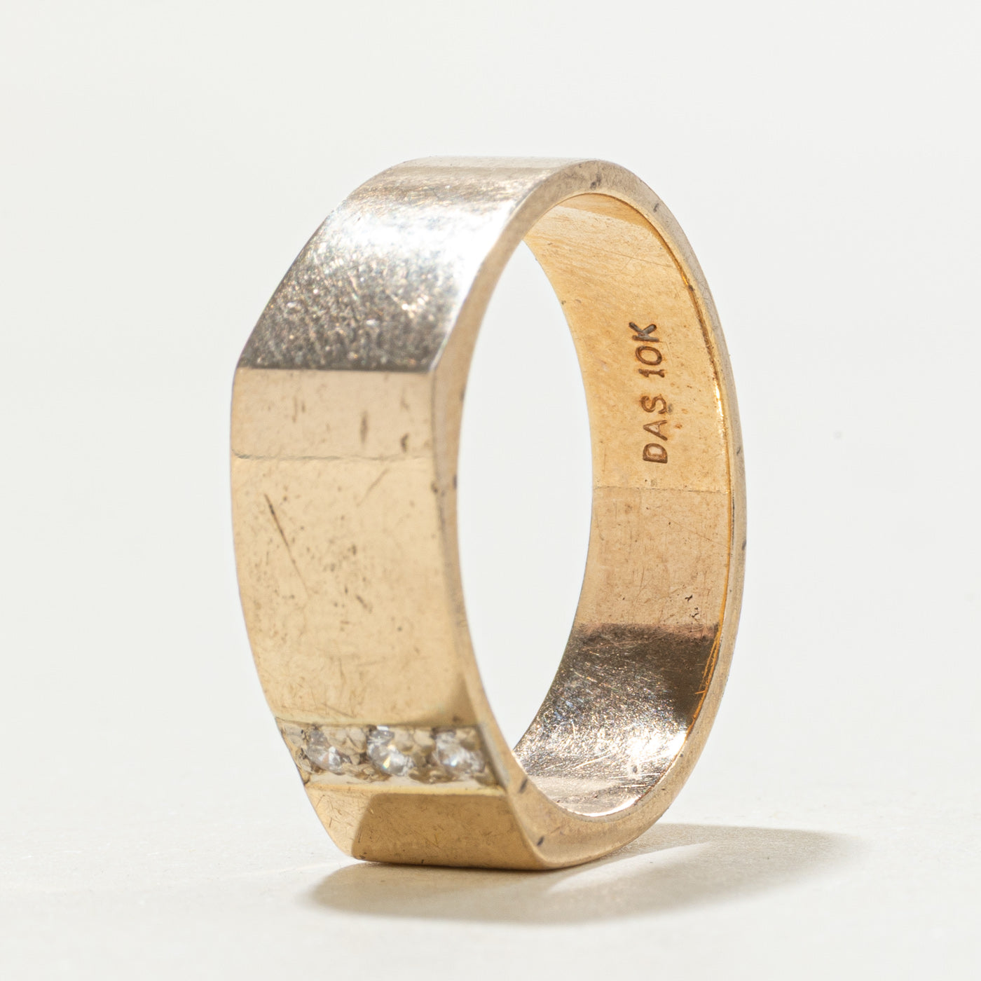 10k Diamond Accent Soft Square Band | SZ 9.25