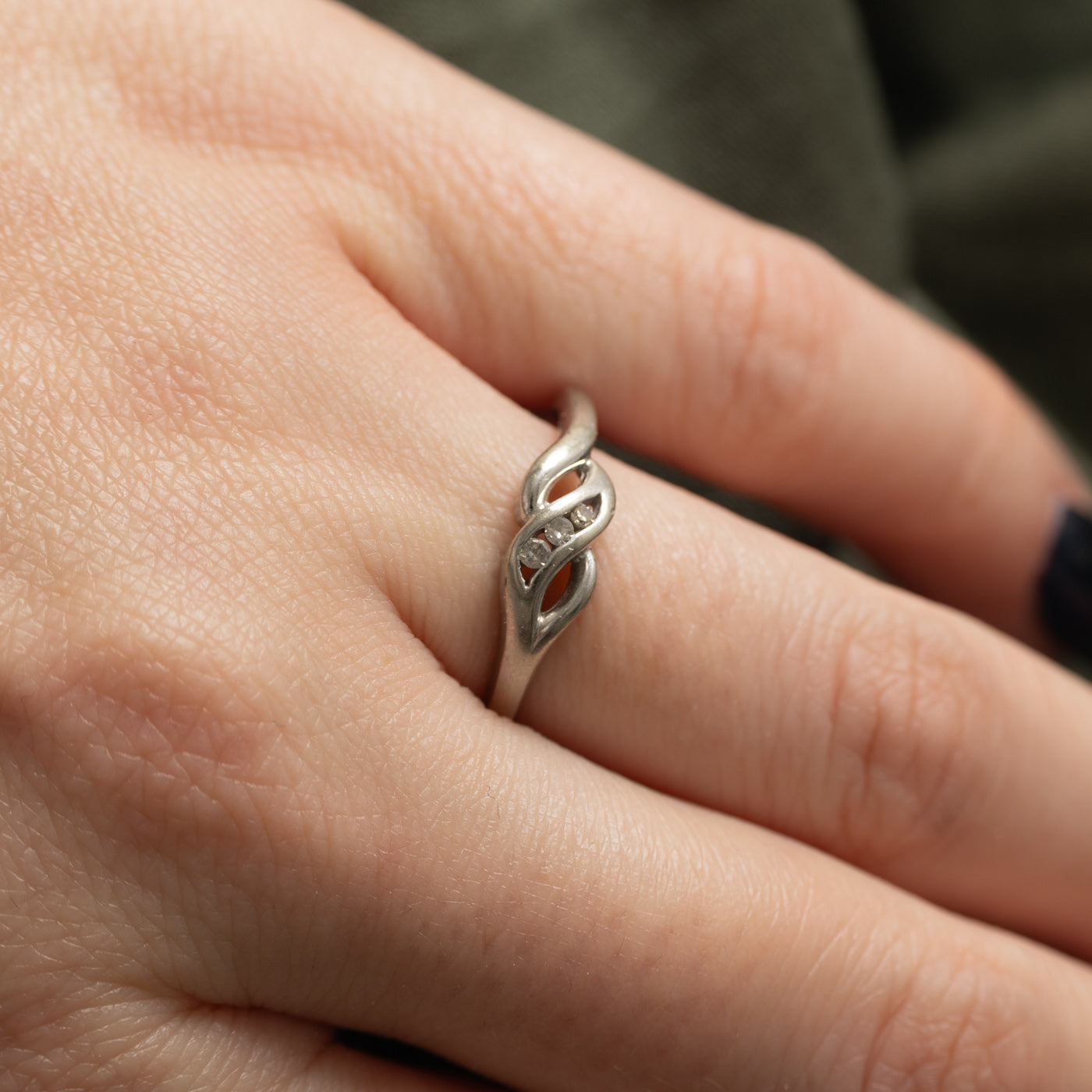 10K Diamond Wave Cross Over Band | SZ 8.0