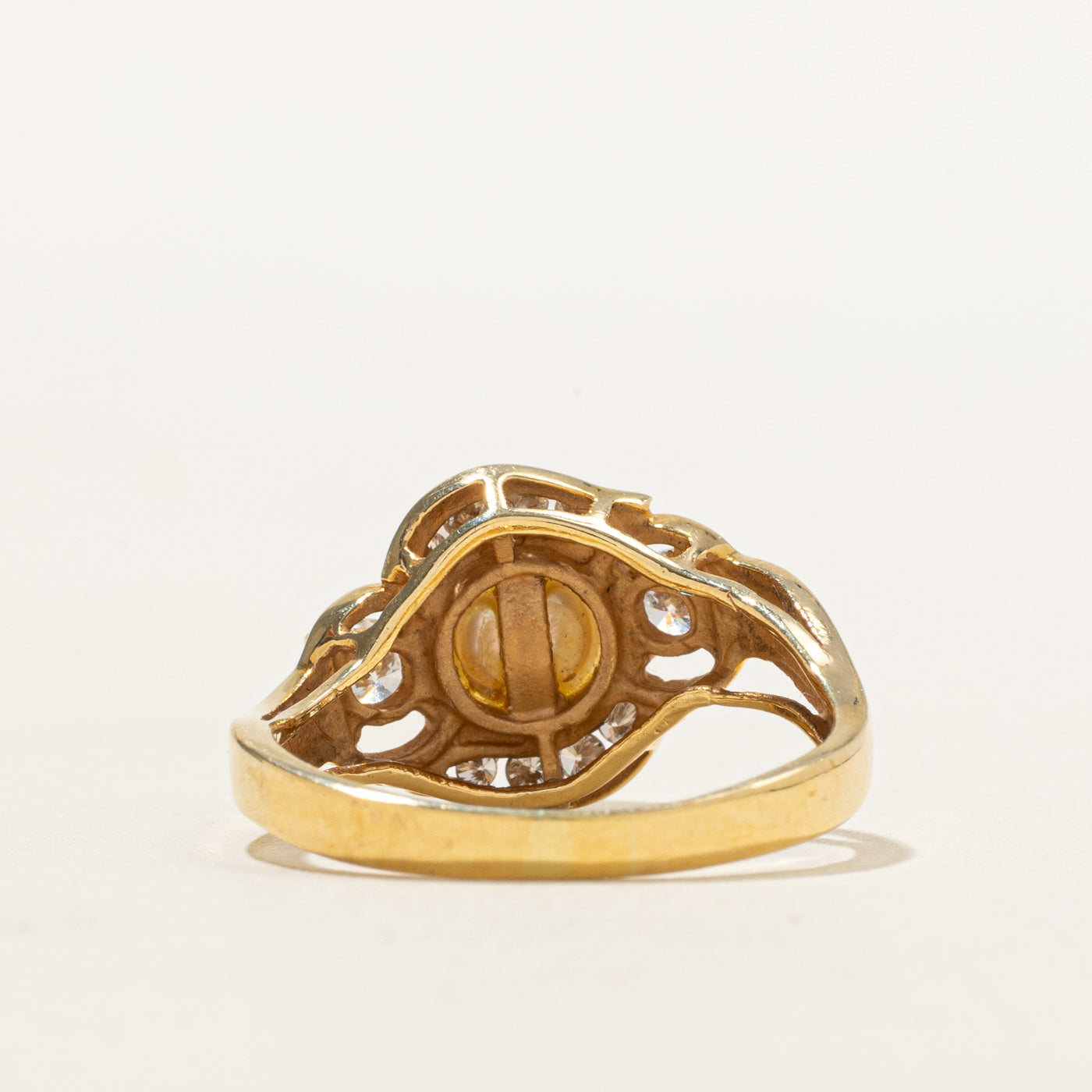 18k Pearl & Diamond Halo Ring | 0.43ctw | SZ 7