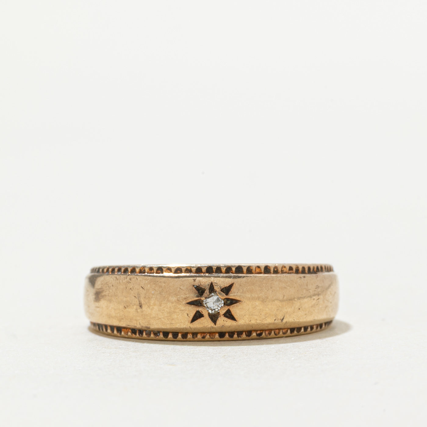 10k Star Set Diamond Textured Band | SZ 8.75