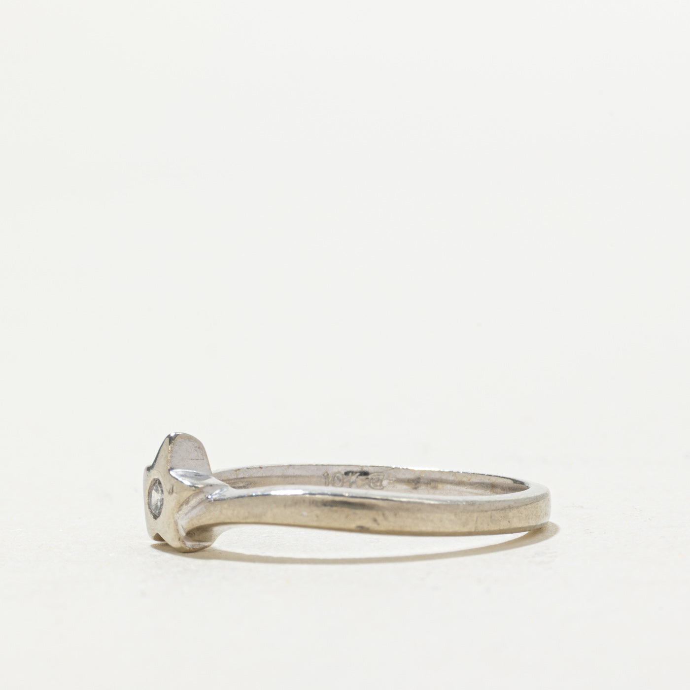 10k Diamond Star Ring | SZ 6