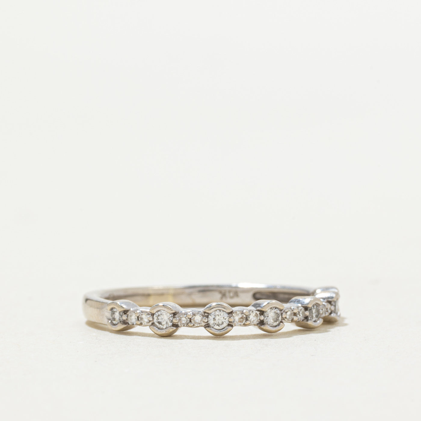 10k Semi Eternity Diamond Scalloped Band | SZ 7.5