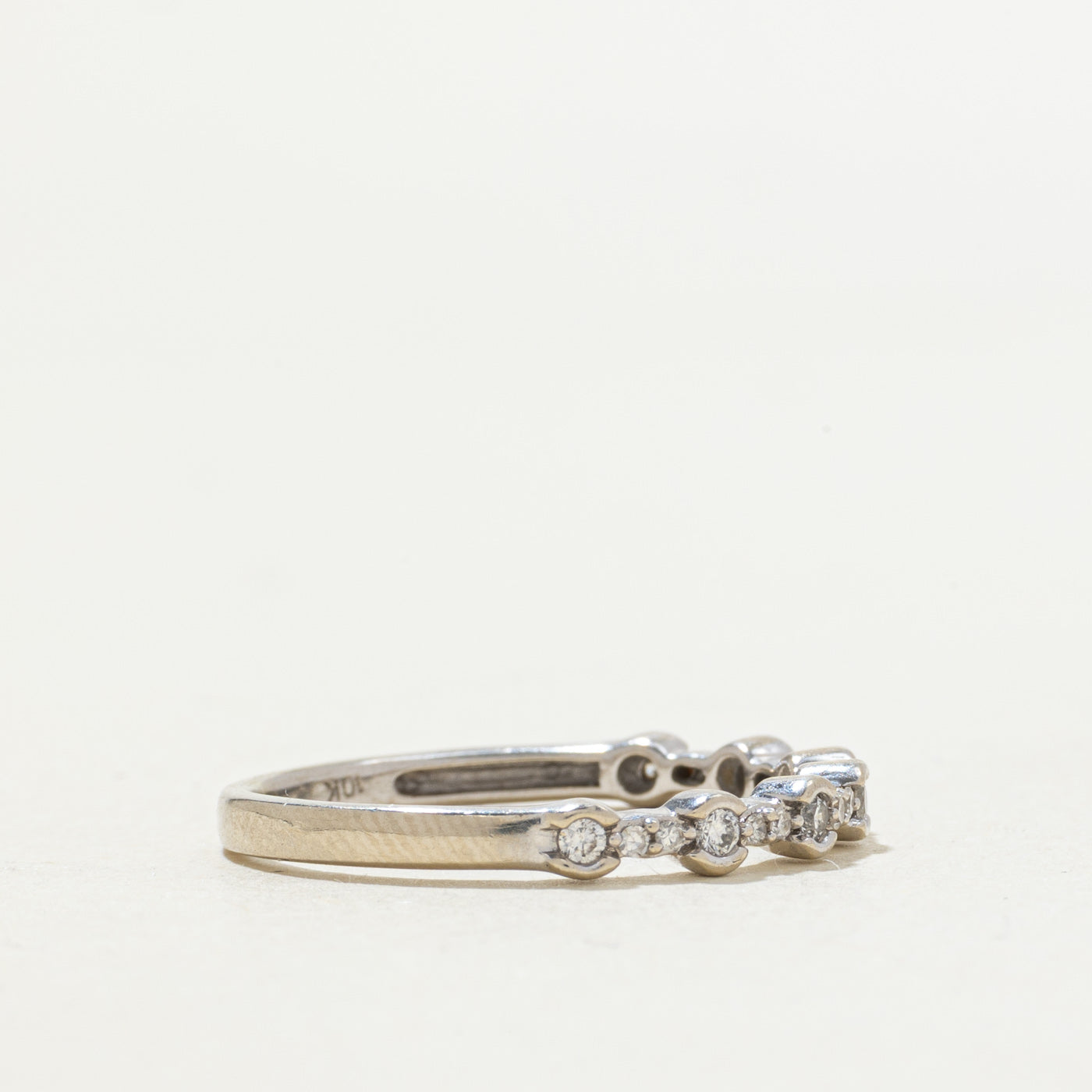 10k Semi Eternity Diamond Scalloped Band | SZ 7.5