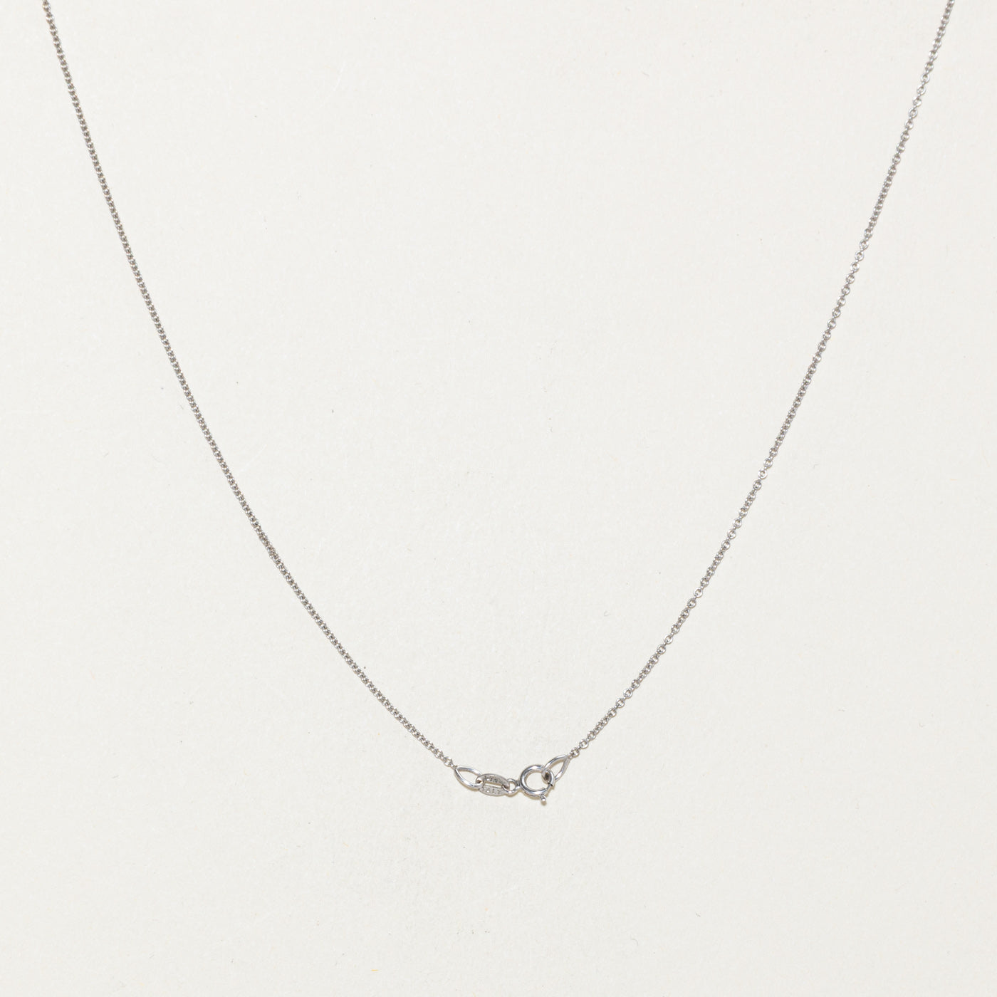 14k Diamond Floral Circle Pendant Necklace | 0.71ctw | 16"