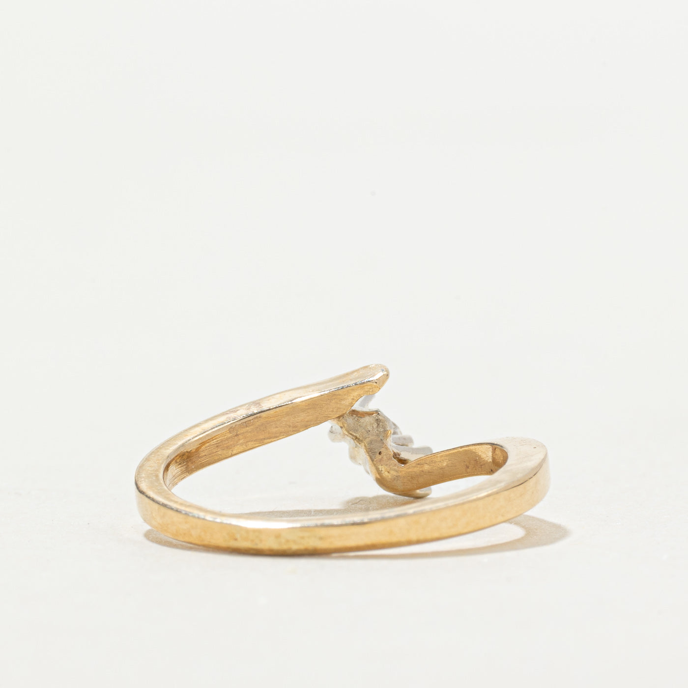 14k Three Stone Diamond Bypass Ring | SZ 4.25