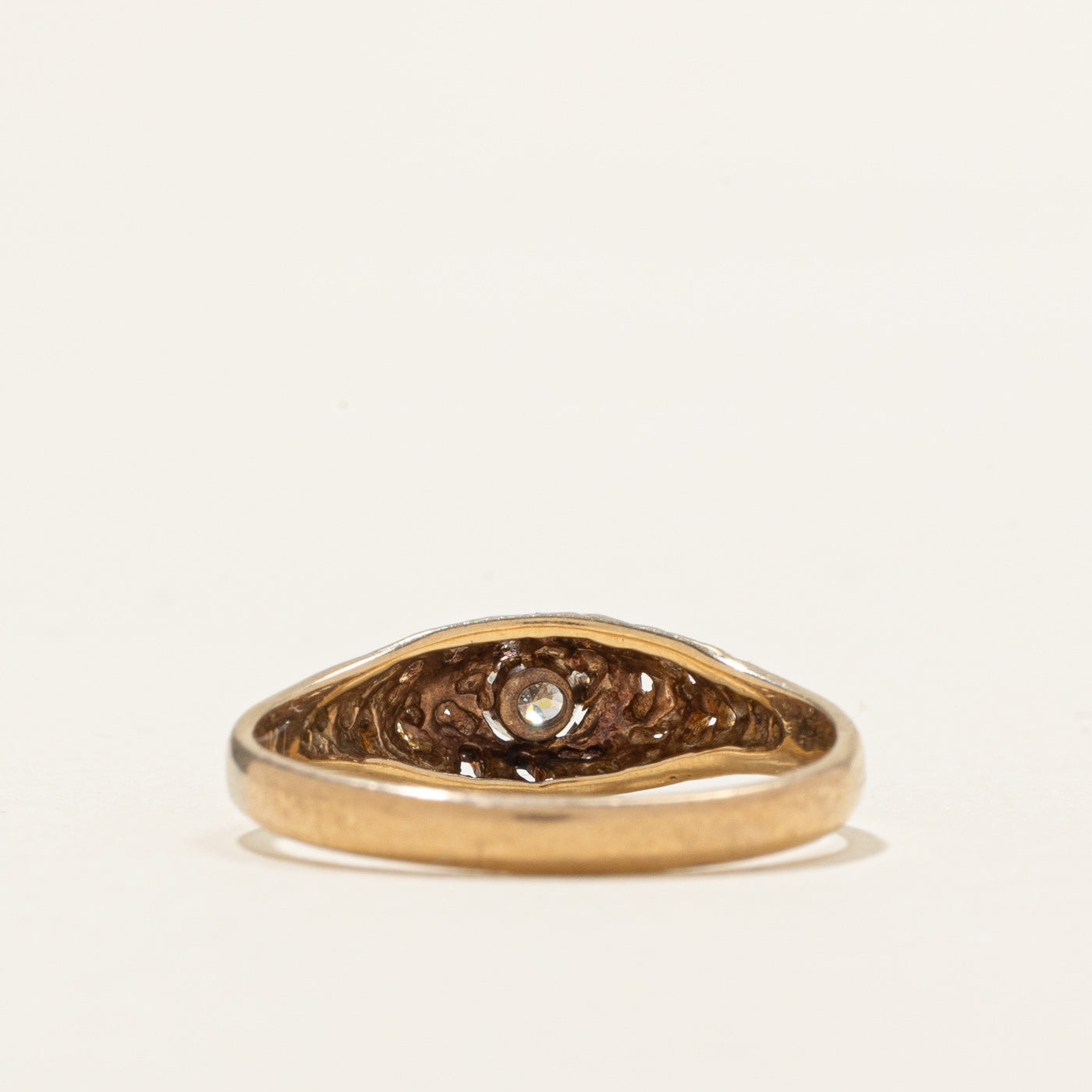 10K Yellow Gold Solitaire Diamond Textured Ring | 0.12ct | SZ 6.75