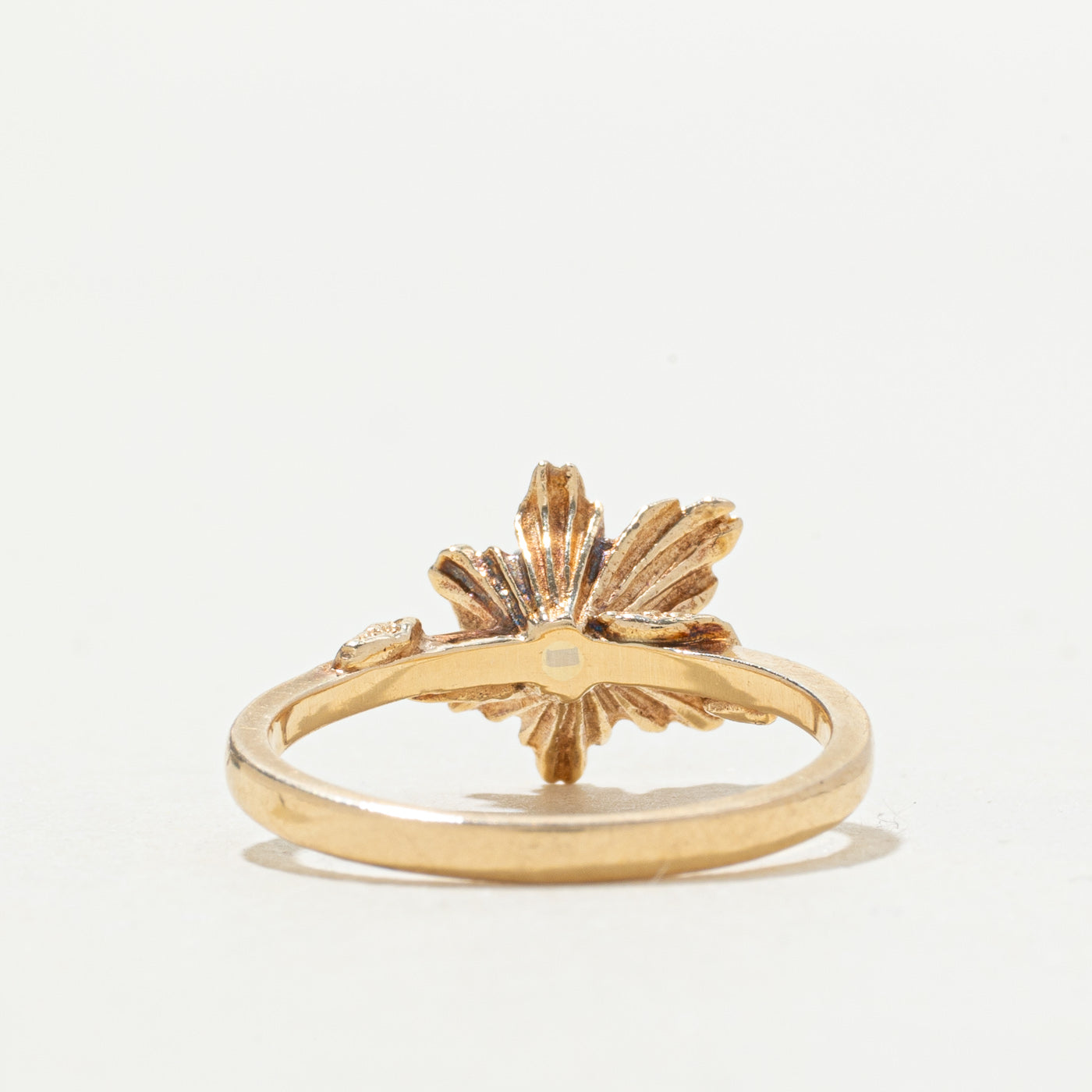 Vintage Canadian 14k Diamond Textured Flower Ring | SZ 6